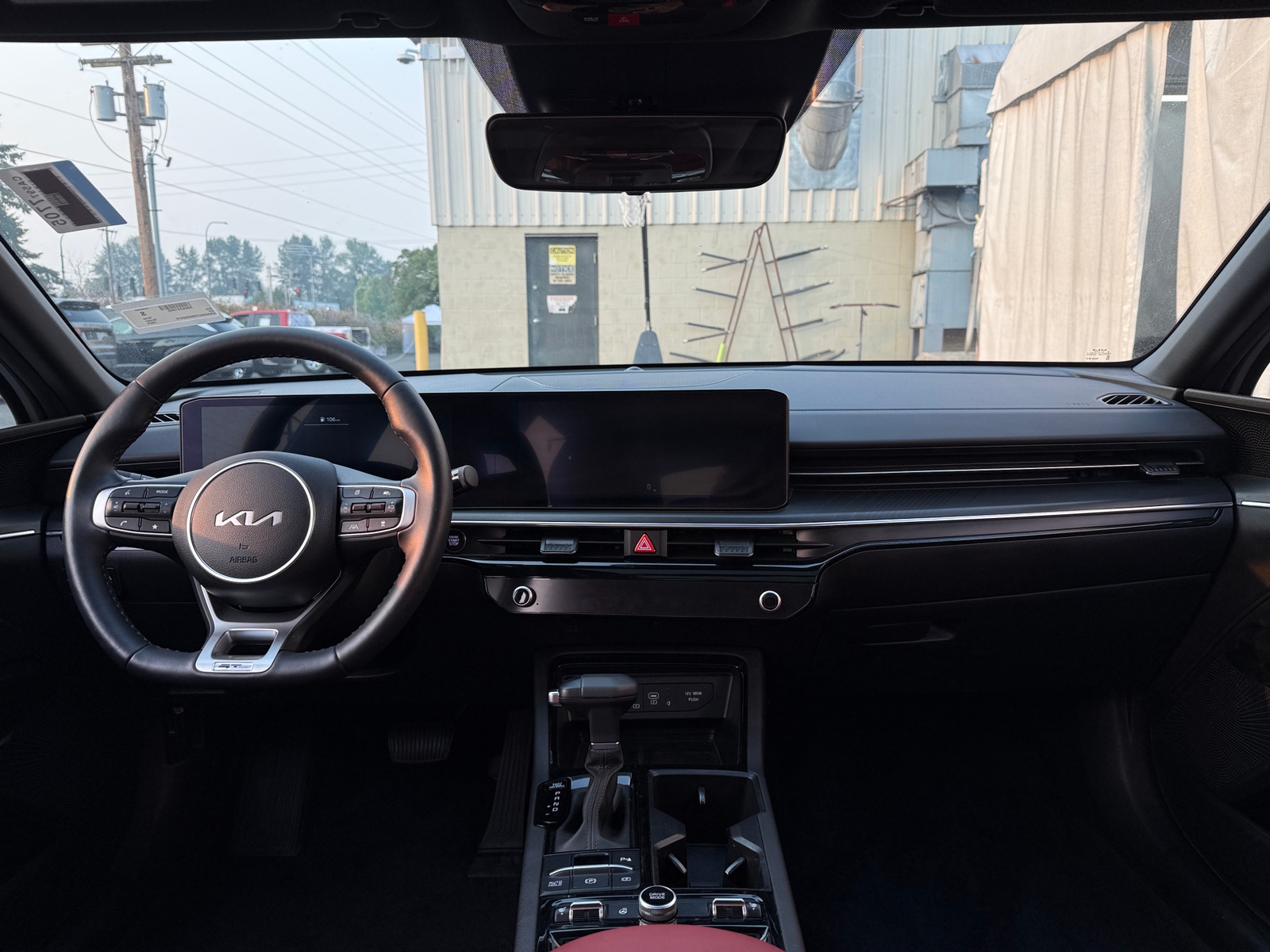 Thumbnail: 2025 Kia K5 - 2