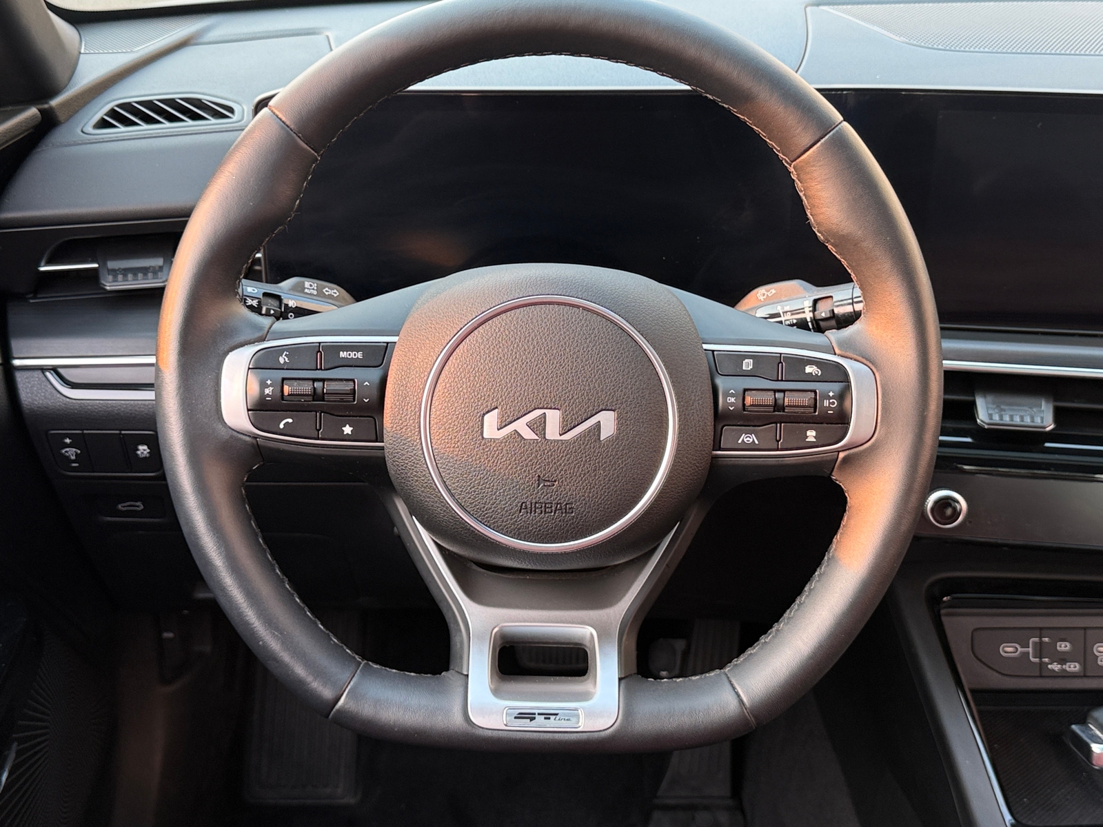 Thumbnail: 2025 Kia K5 - 4