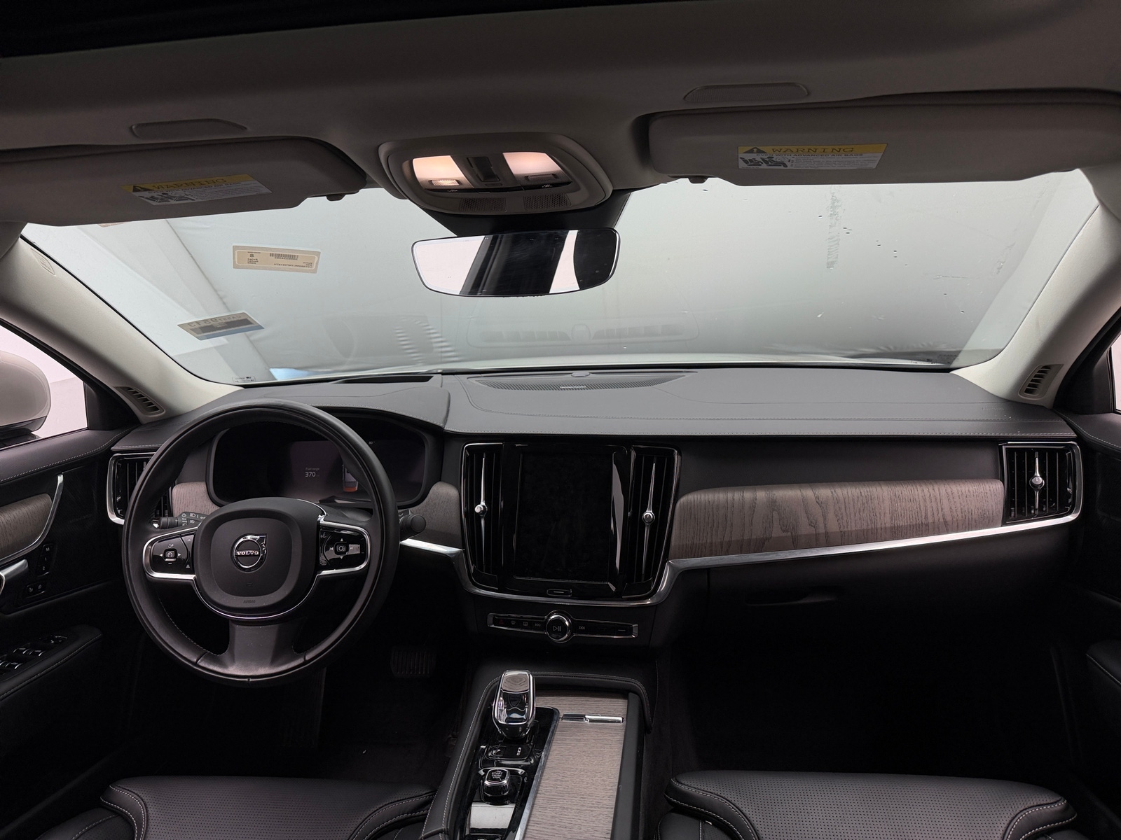 Thumbnail: 2022 Volvo S90 - 2
