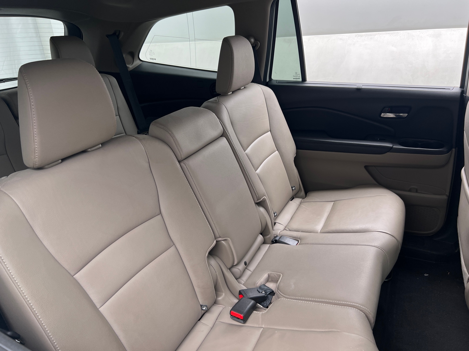 Thumbnail: 2017 Honda Pilot - 5