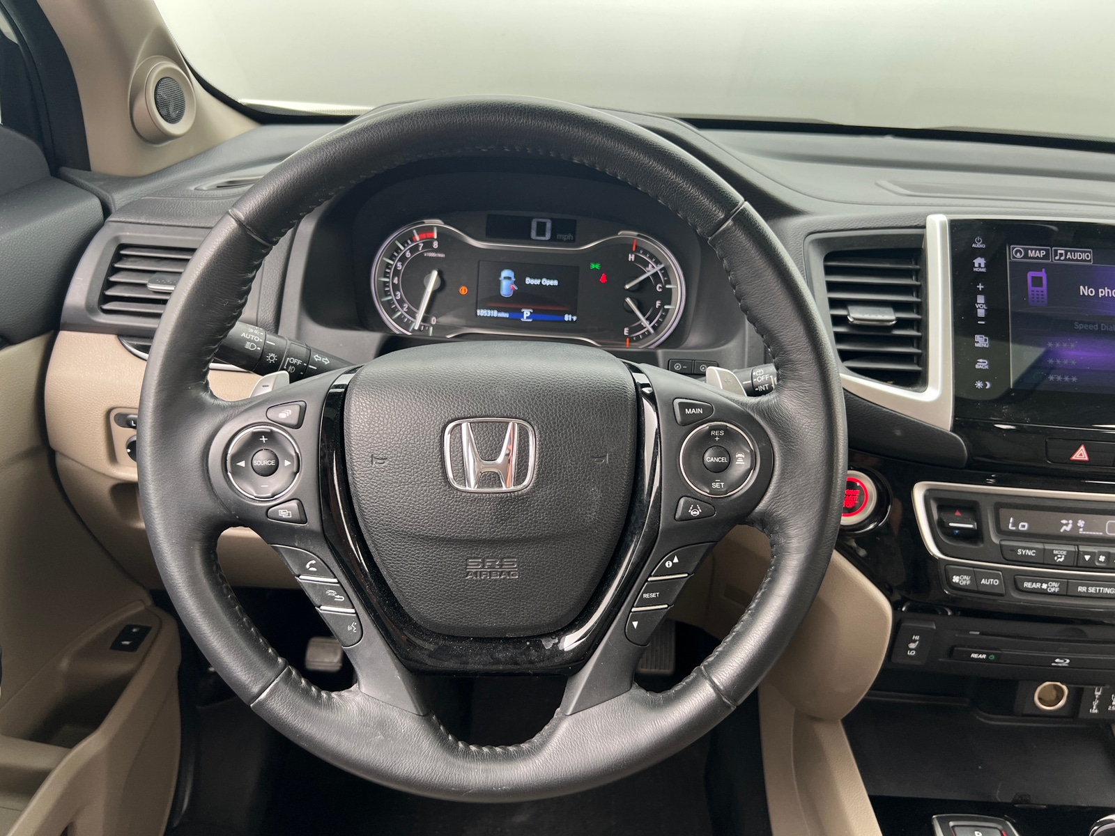 Thumbnail: 2017 Honda Pilot - 4