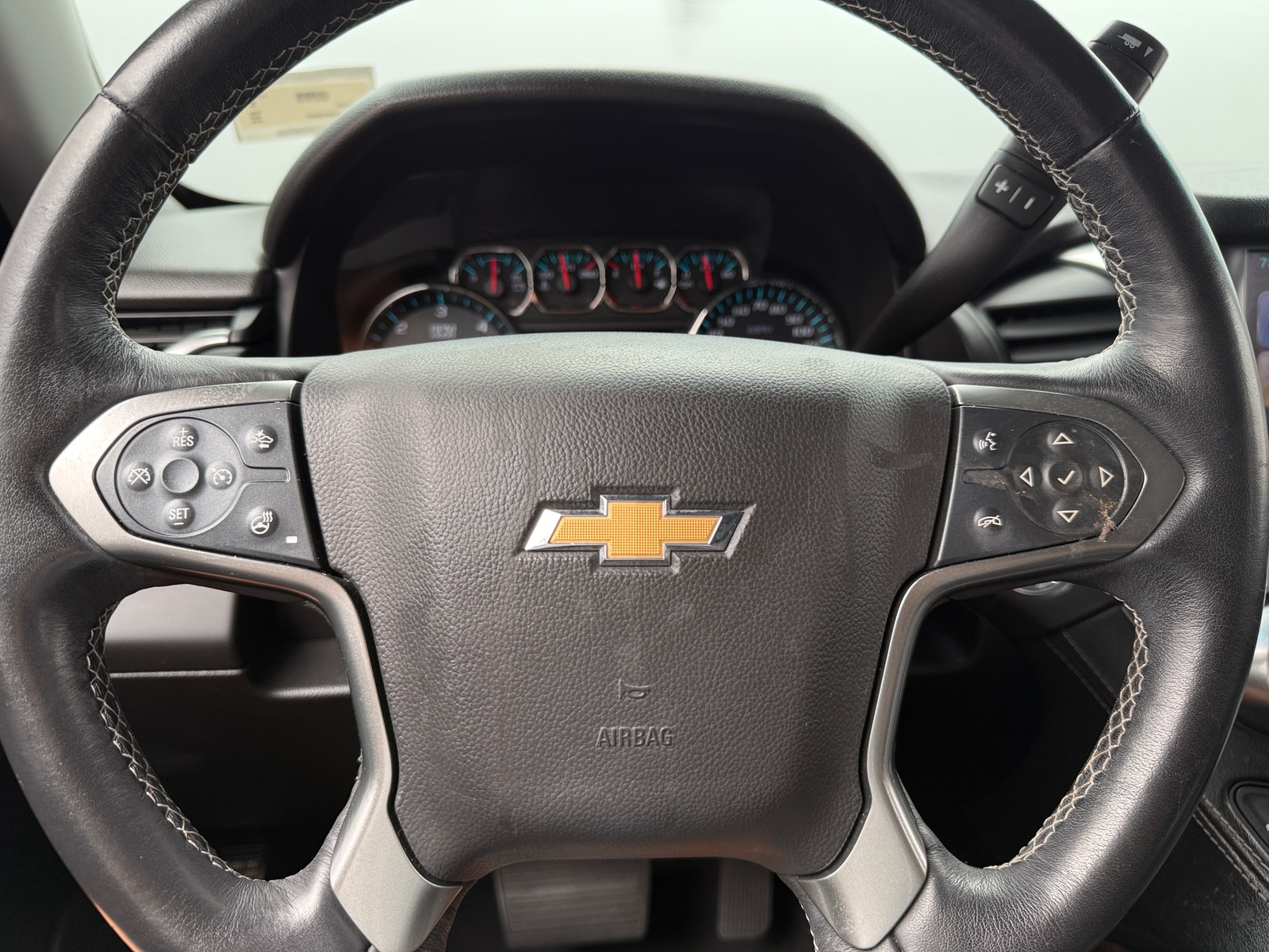 Thumbnail: 2019 Chevrolet Tahoe - 4