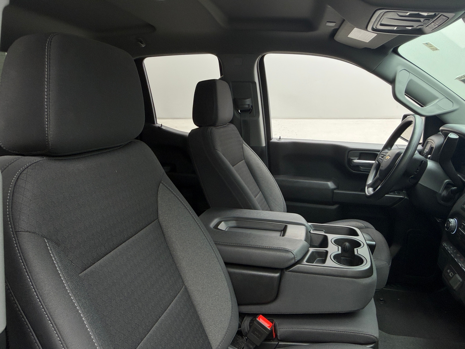 Thumbnail: 2025 Chevrolet Silverado 1500 - 2