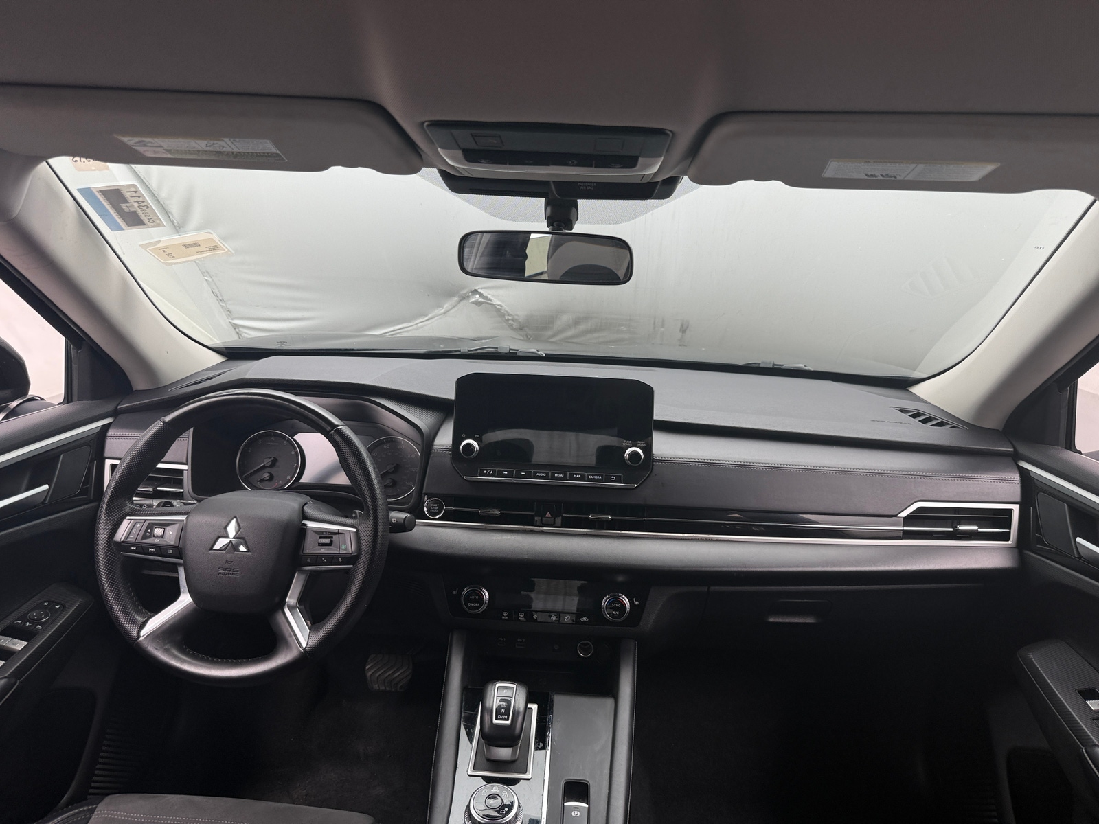 Thumbnail: 2024 Mitsubishi Outlander - 2