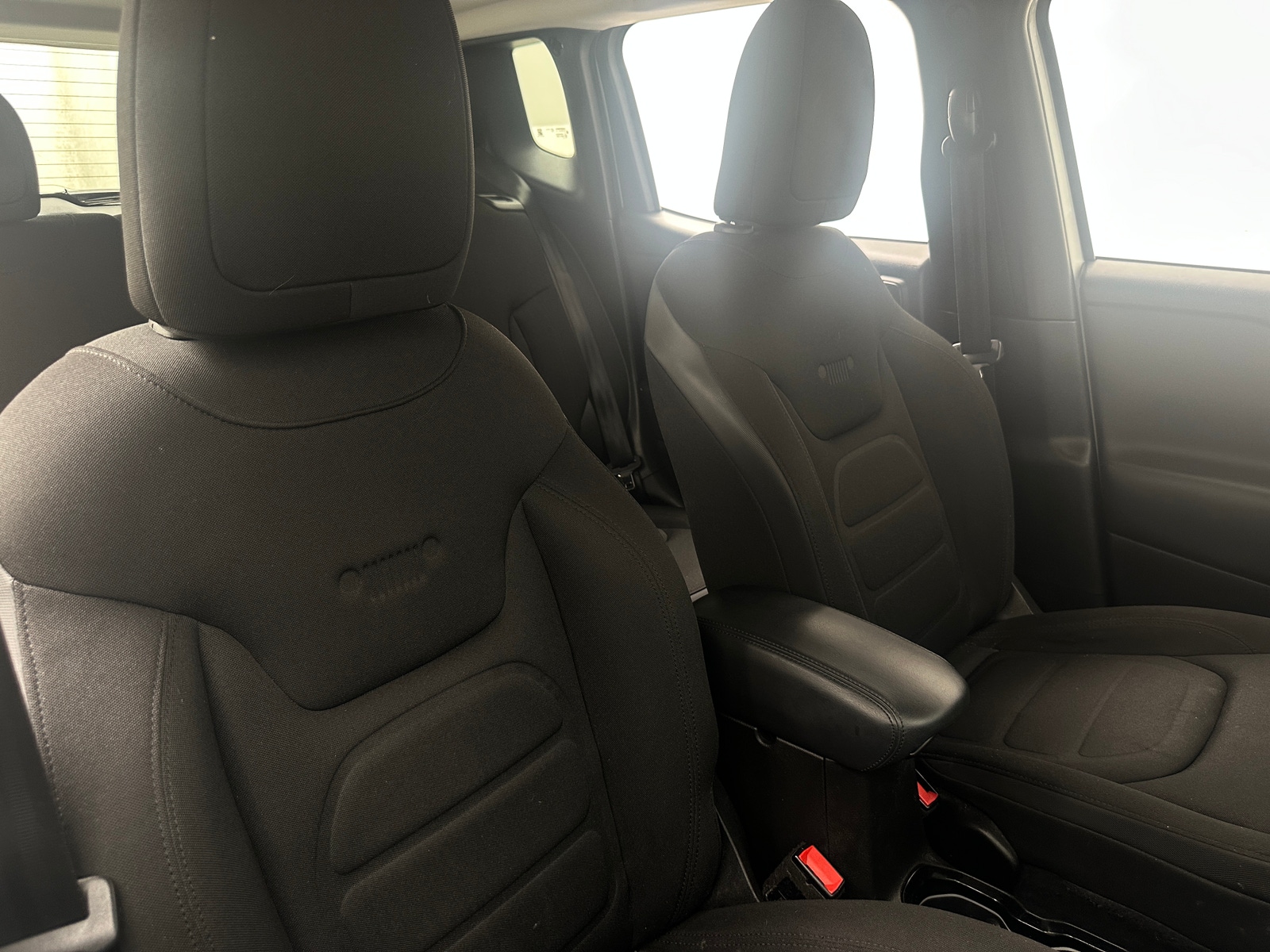 Thumbnail: 2017 Jeep Renegade - 2