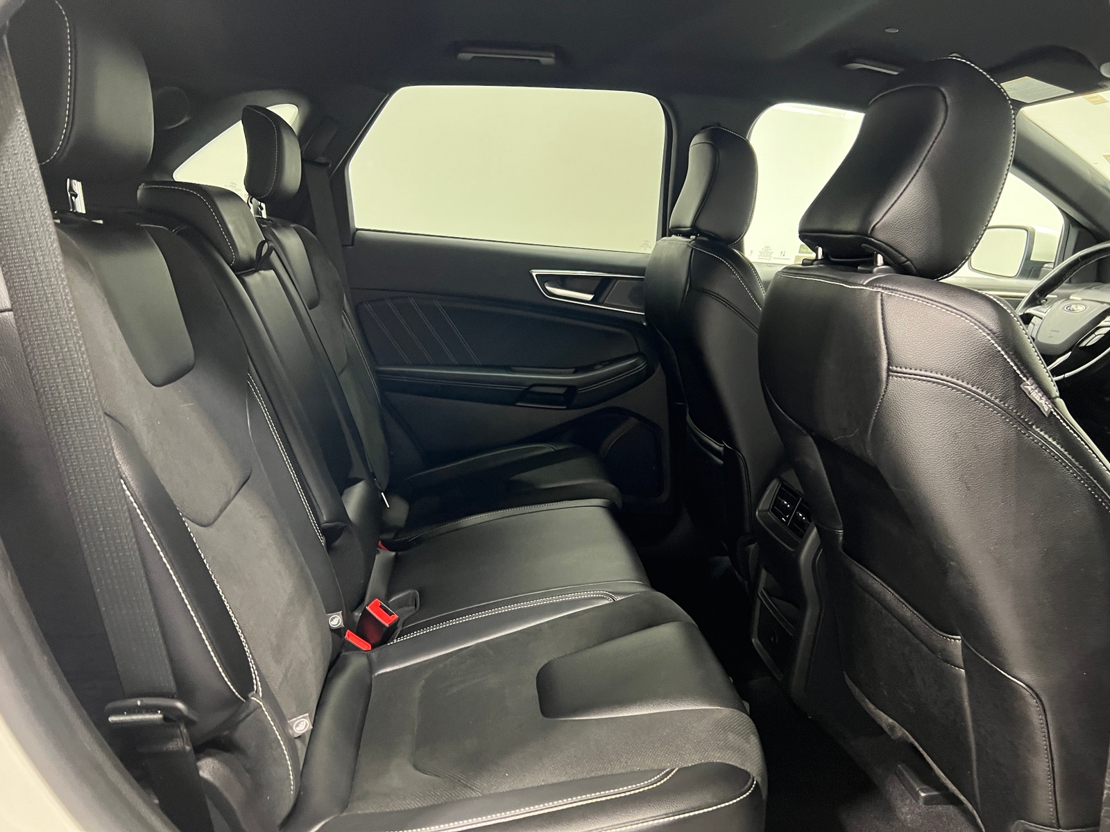 Thumbnail: 2023 Ford Edge - 5