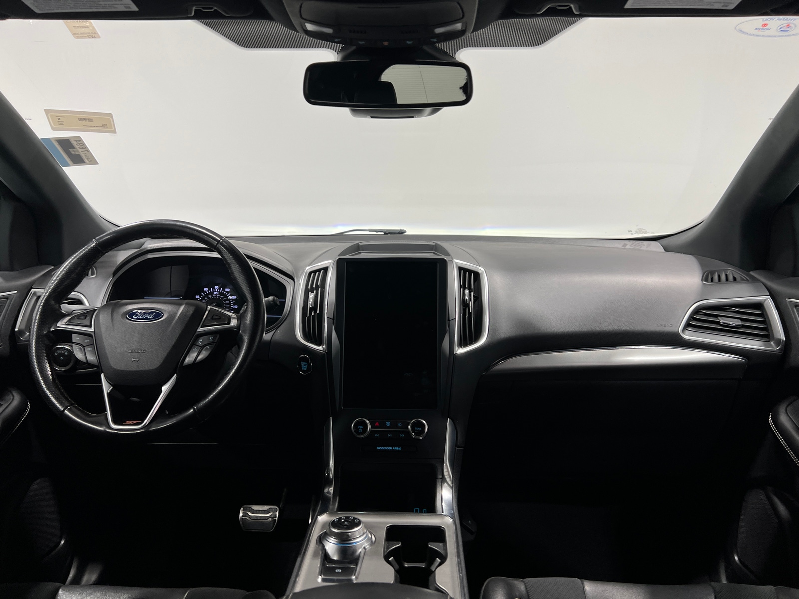 Thumbnail: 2023 Ford Edge - 2