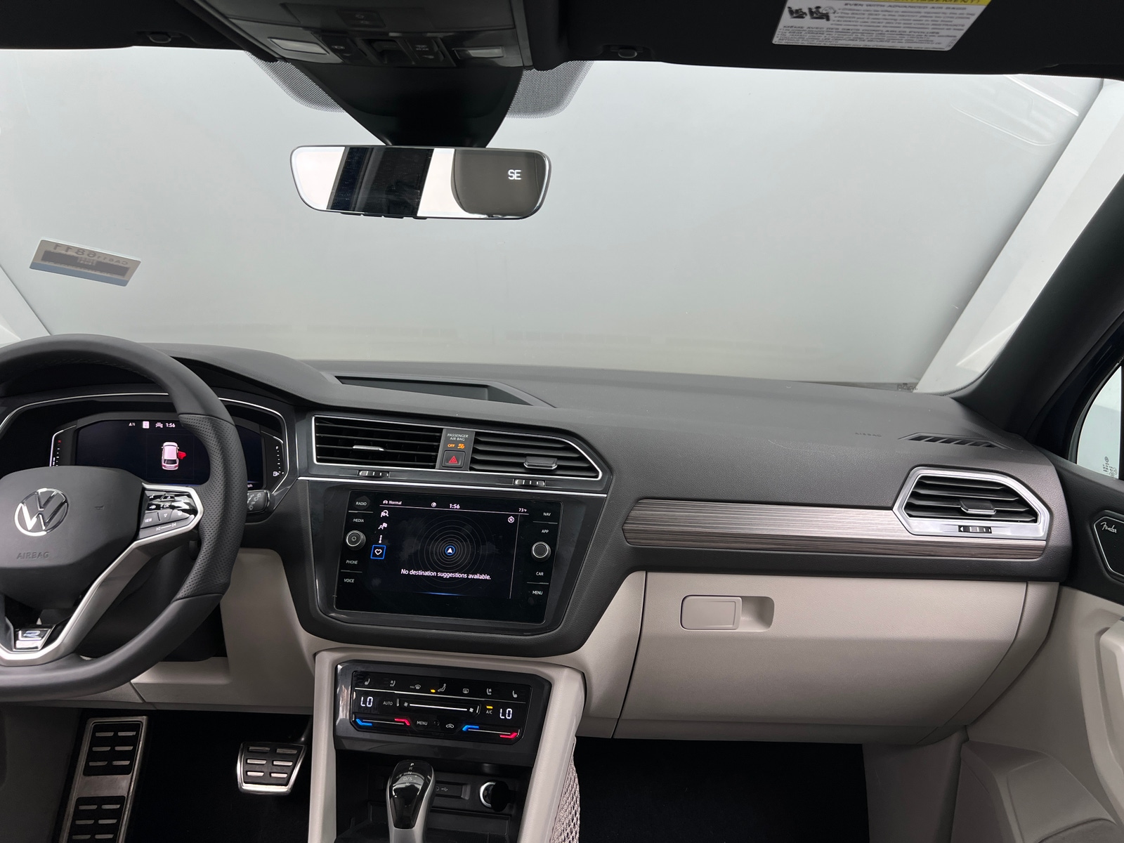 Thumbnail: 2022 Volkswagen Tiguan - 2