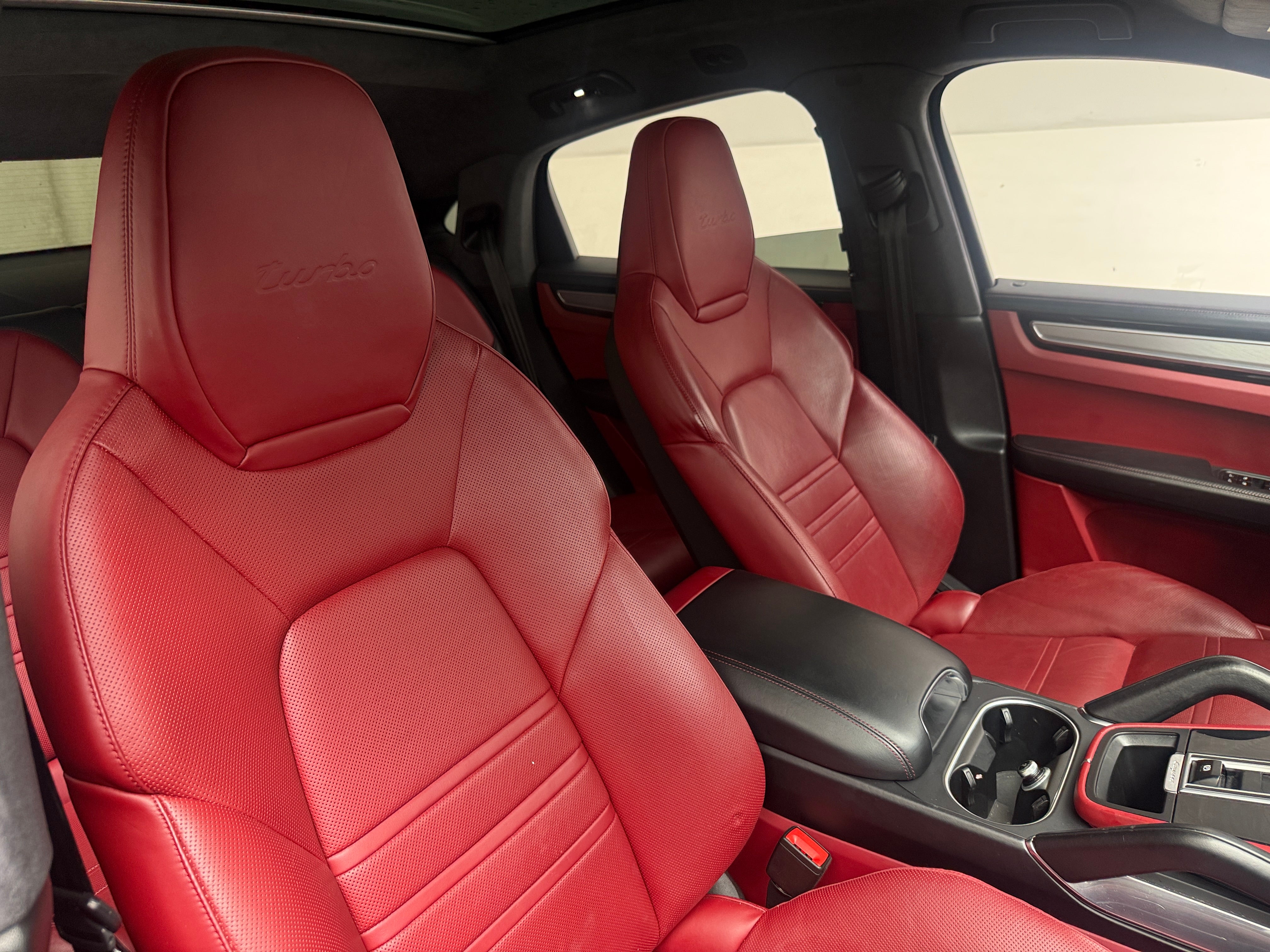 2020 Porsche Cayenne Coupe