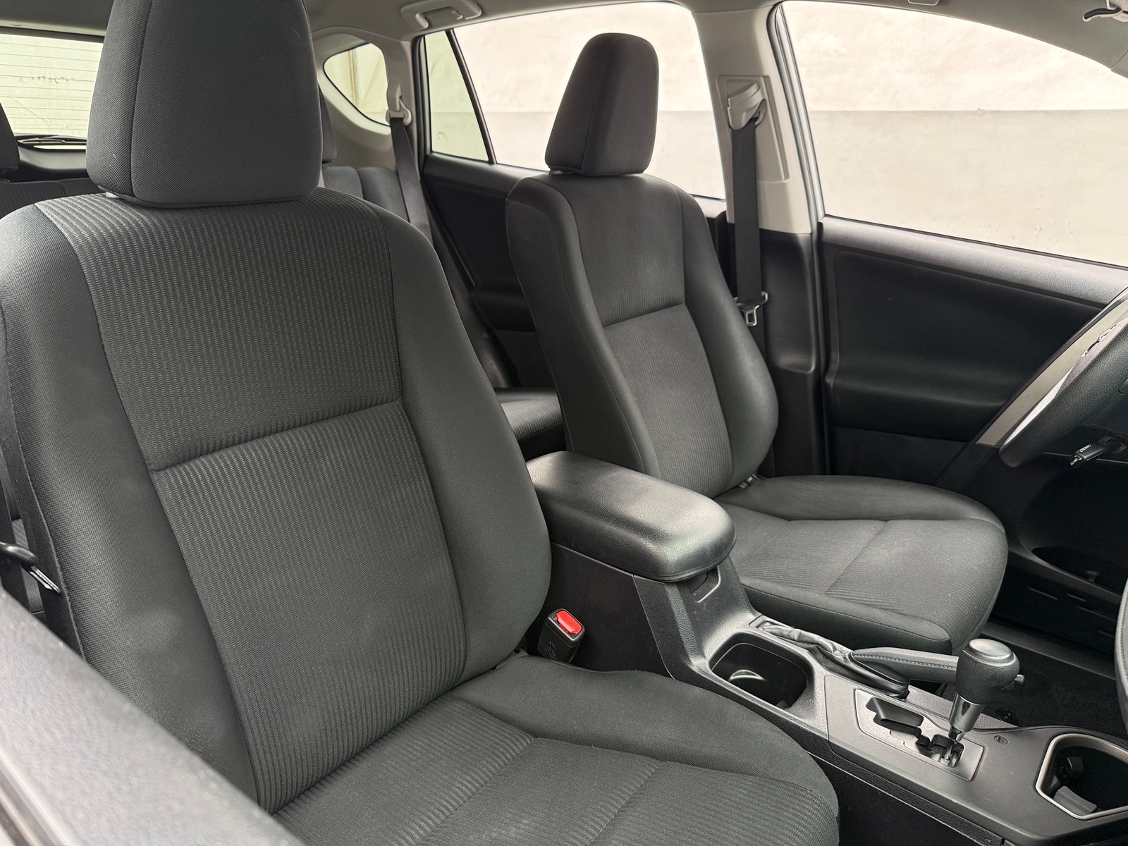 Thumbnail: 2017 Toyota RAV4 - 2