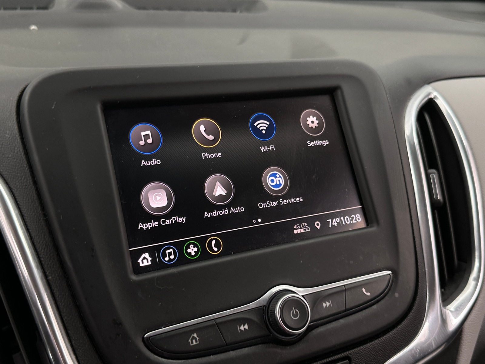 Thumbnail: 2020 Chevrolet Equinox - 4