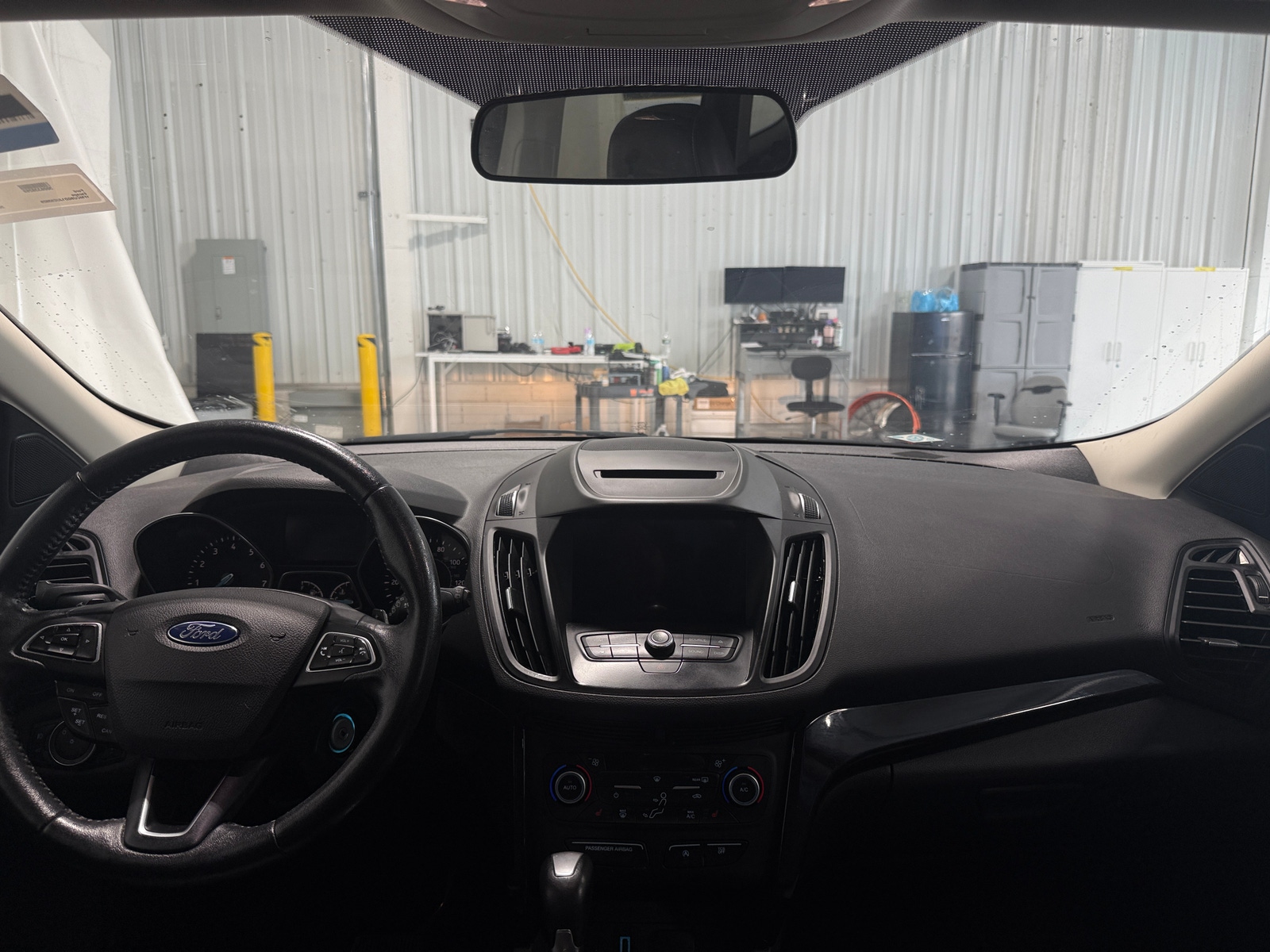 Thumbnail: 2018 Ford Escape - 3