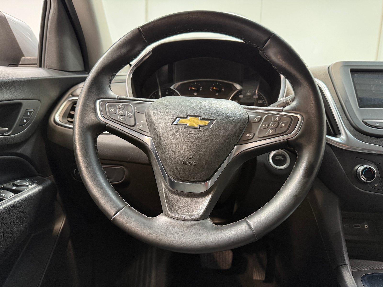 Thumbnail: 2024 Chevrolet Equinox - 5