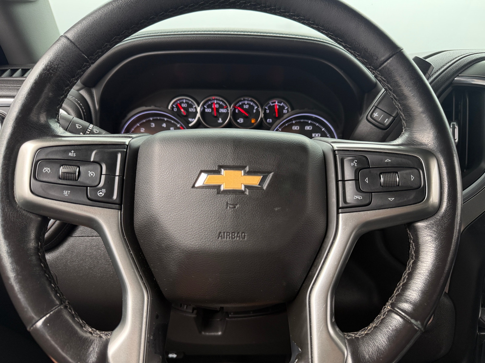 Thumbnail: 2021 Chevrolet Silverado 1500 - 4