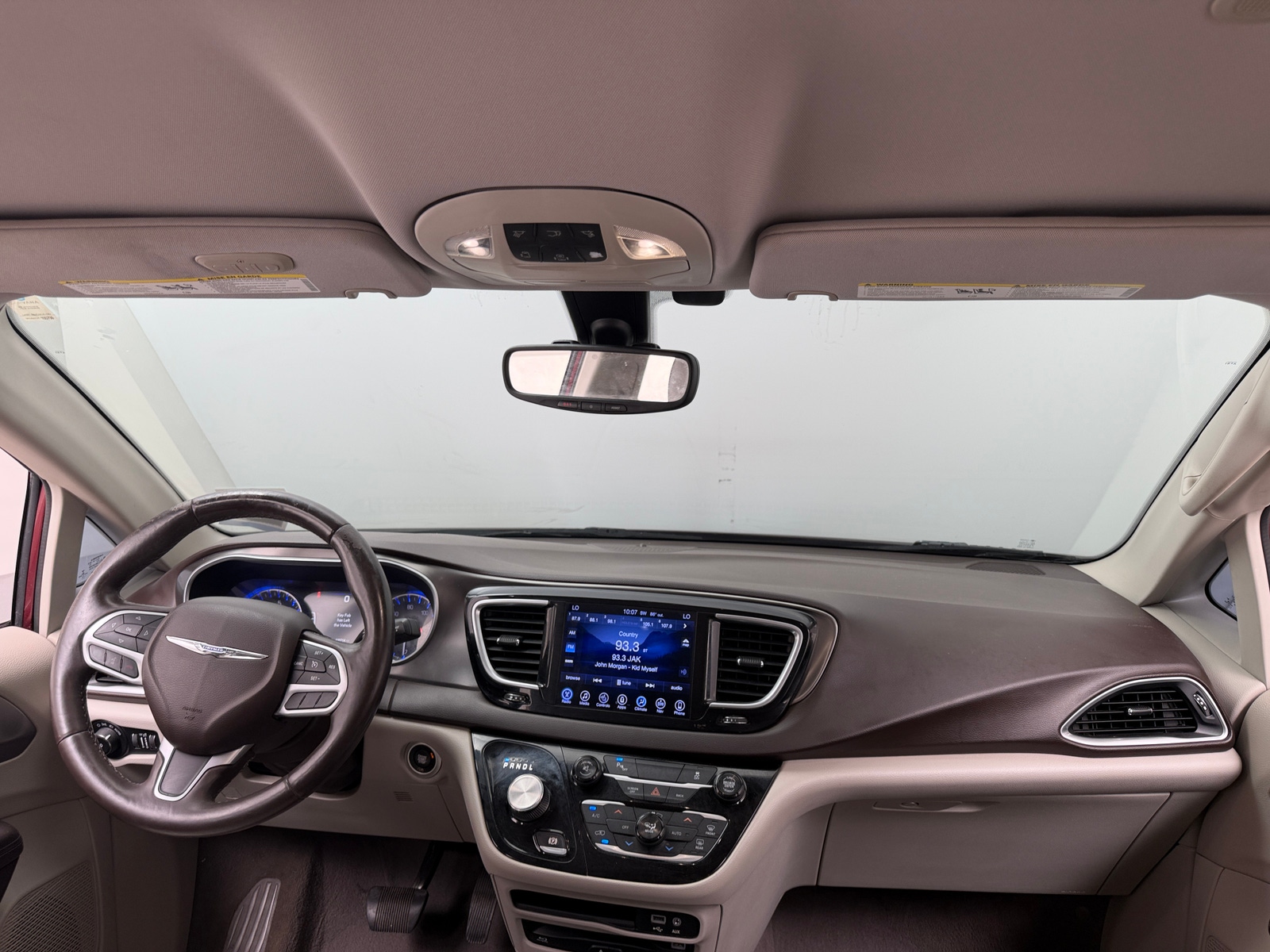 Thumbnail: 2017 Chrysler Pacifica - 2