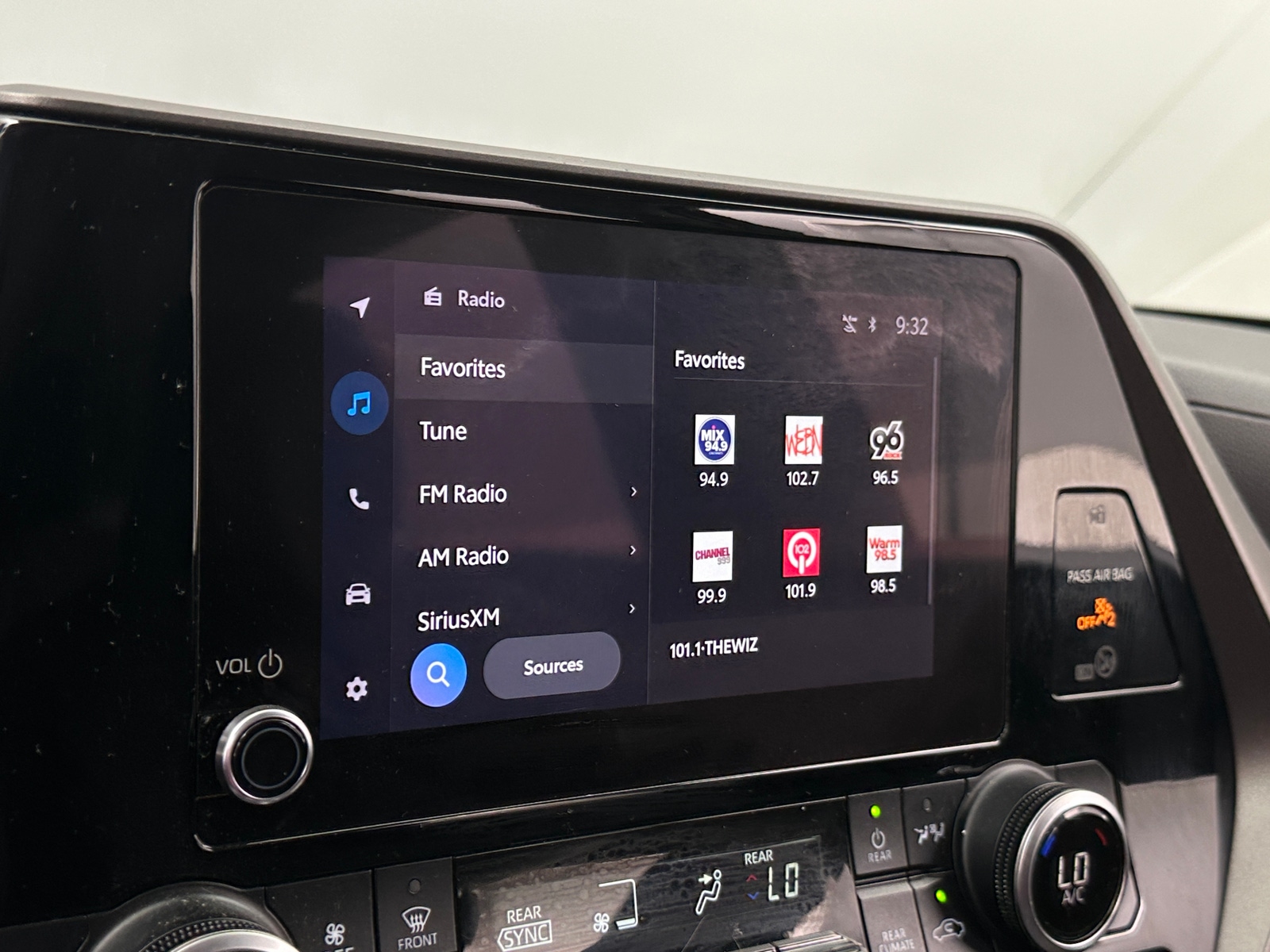 Thumbnail: 2023 Toyota Highlander - 4