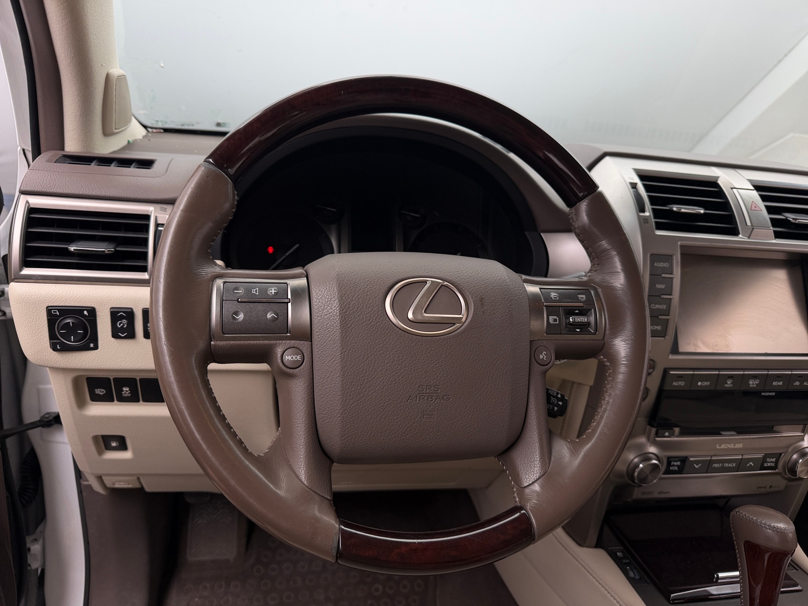 Thumbnail: 2017 Lexus GX - 4