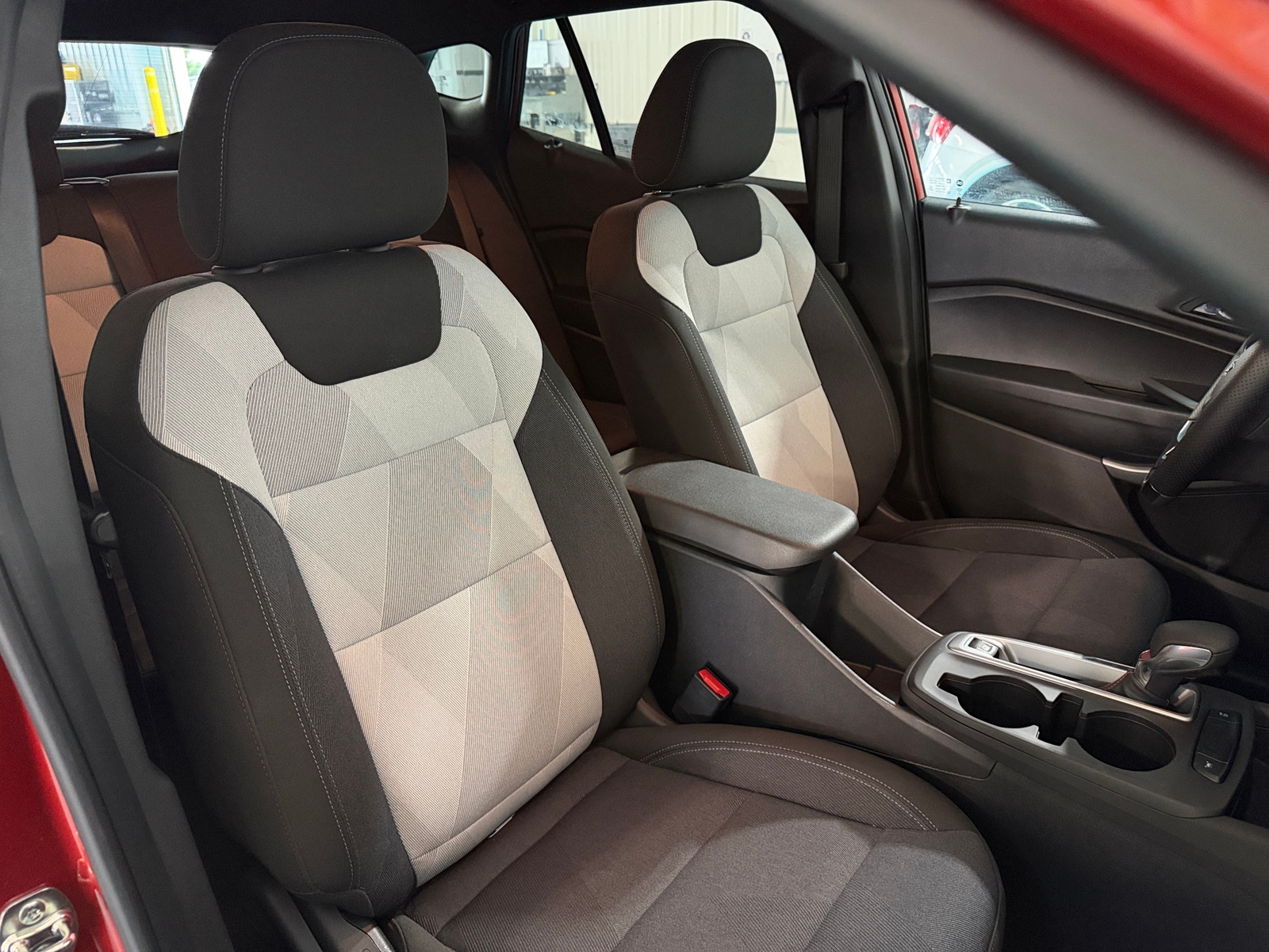 Thumbnail: 2024 Chevrolet Trax - 2