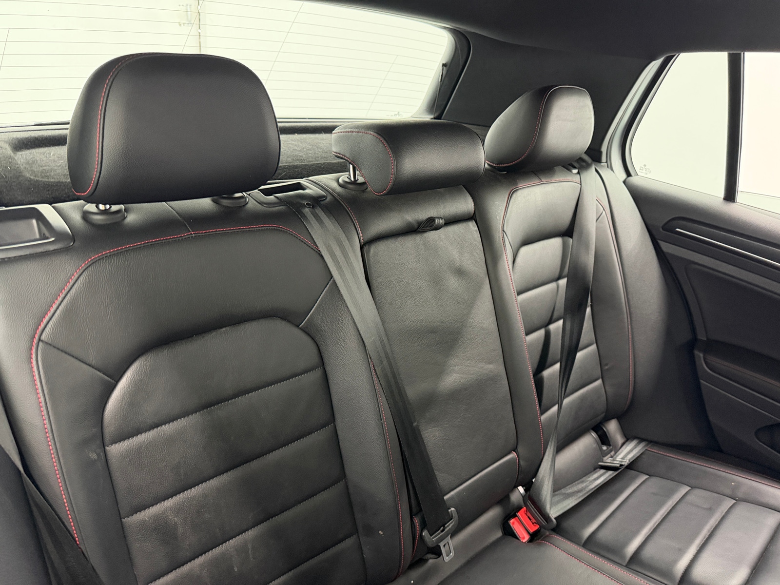 Thumbnail: 2017 Volkswagen Golf - 5