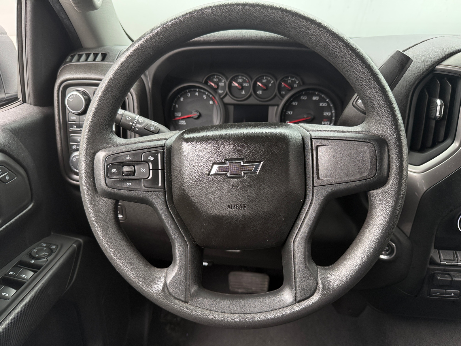 Thumbnail: 2024 Chevrolet Silverado 1500 - 5
