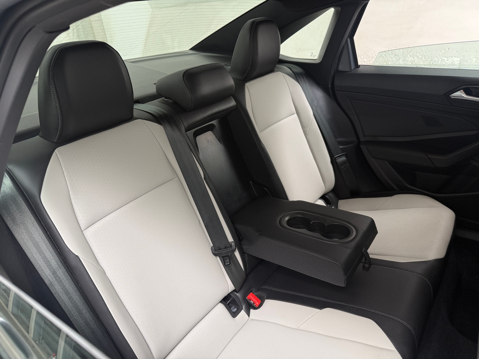 Thumbnail: 2021 Volkswagen Jetta - 5