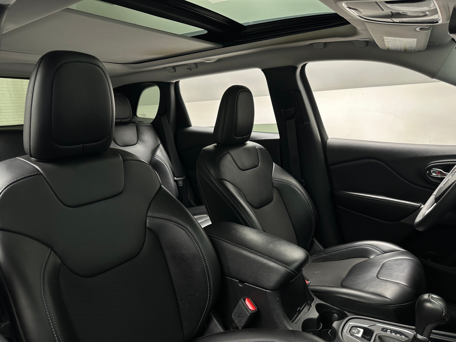 Thumbnail: 2020 Jeep Cherokee - 2