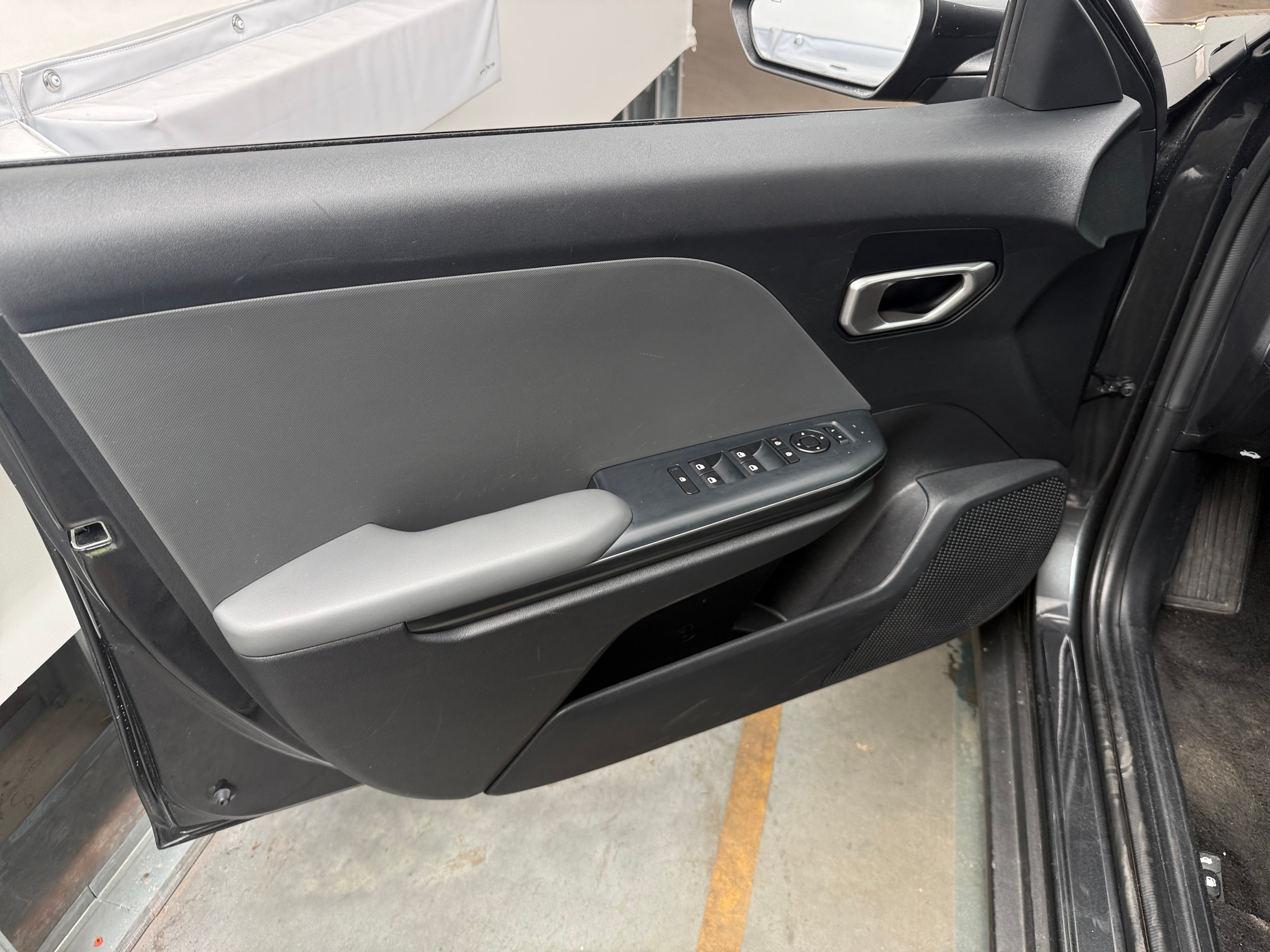 2025 Kia K4 LXS - Photo 8