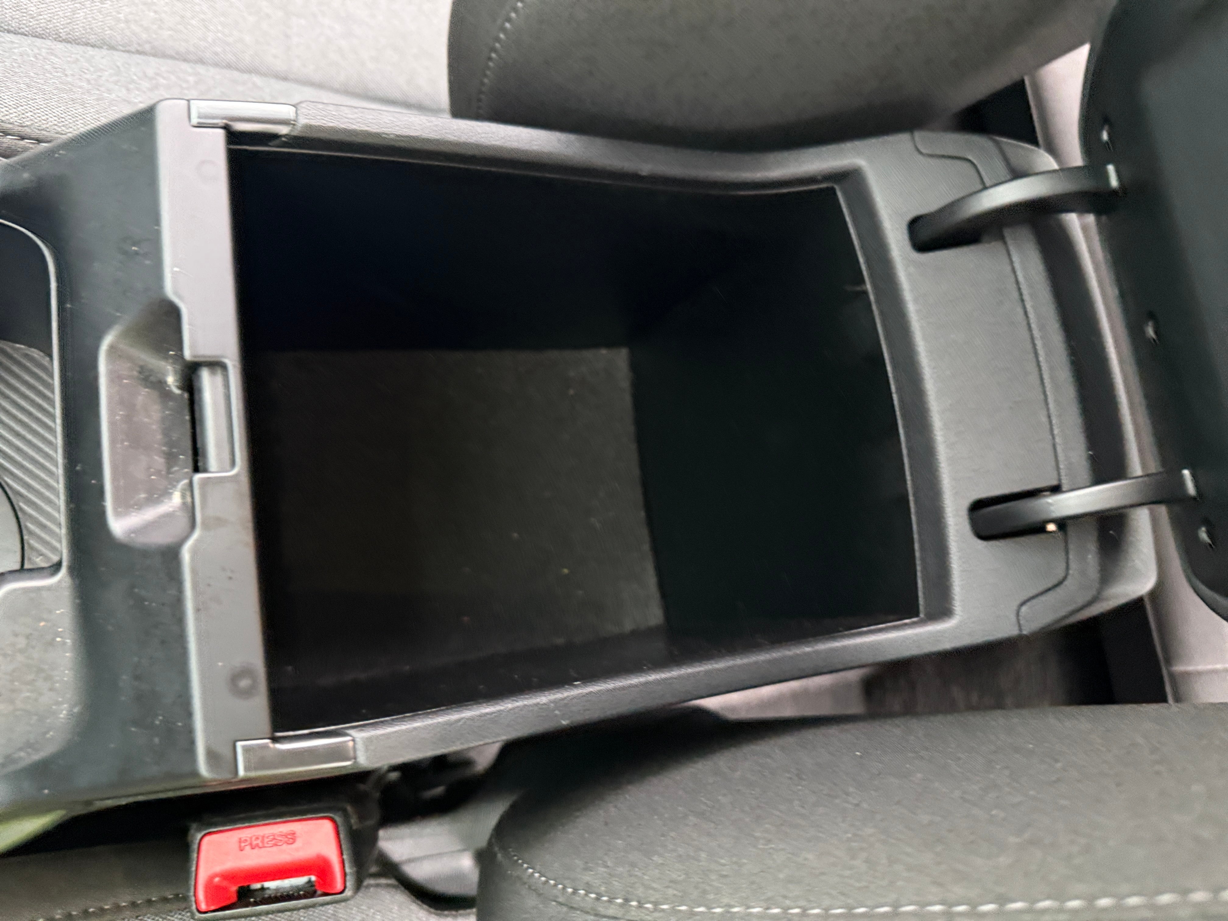 2025 Kia K4 LXS - Photo 12
