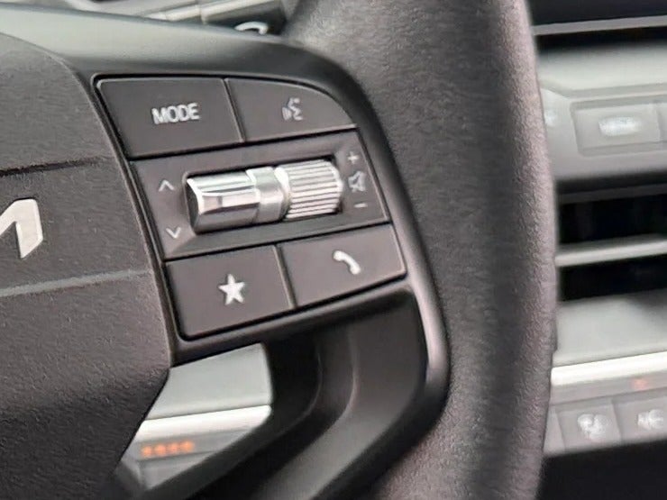 2025 Kia K4 LXS - Photo 15