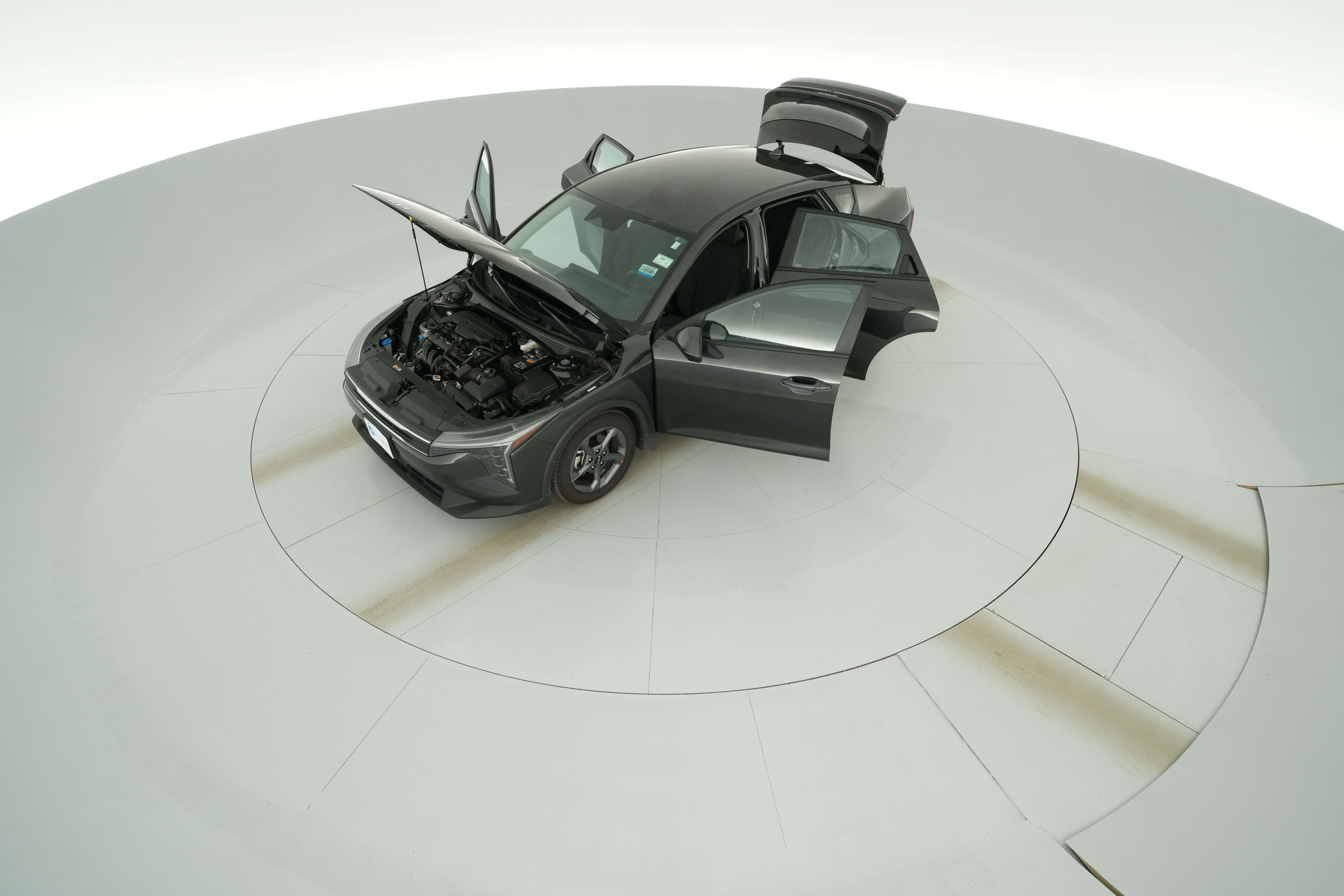 2025 Kia K4 LXS - Photo 43