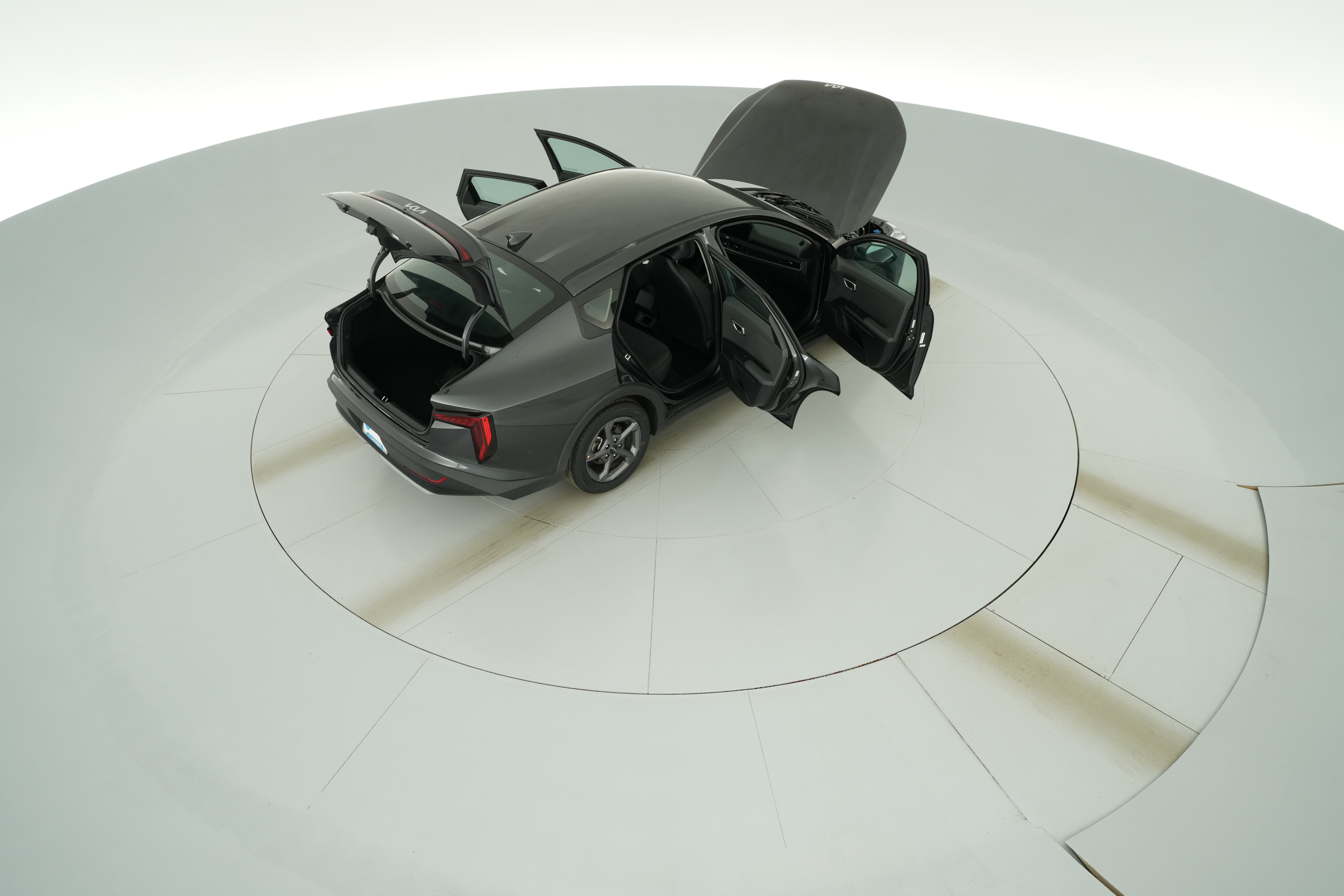 2025 Kia K4 LXS - Photo 51