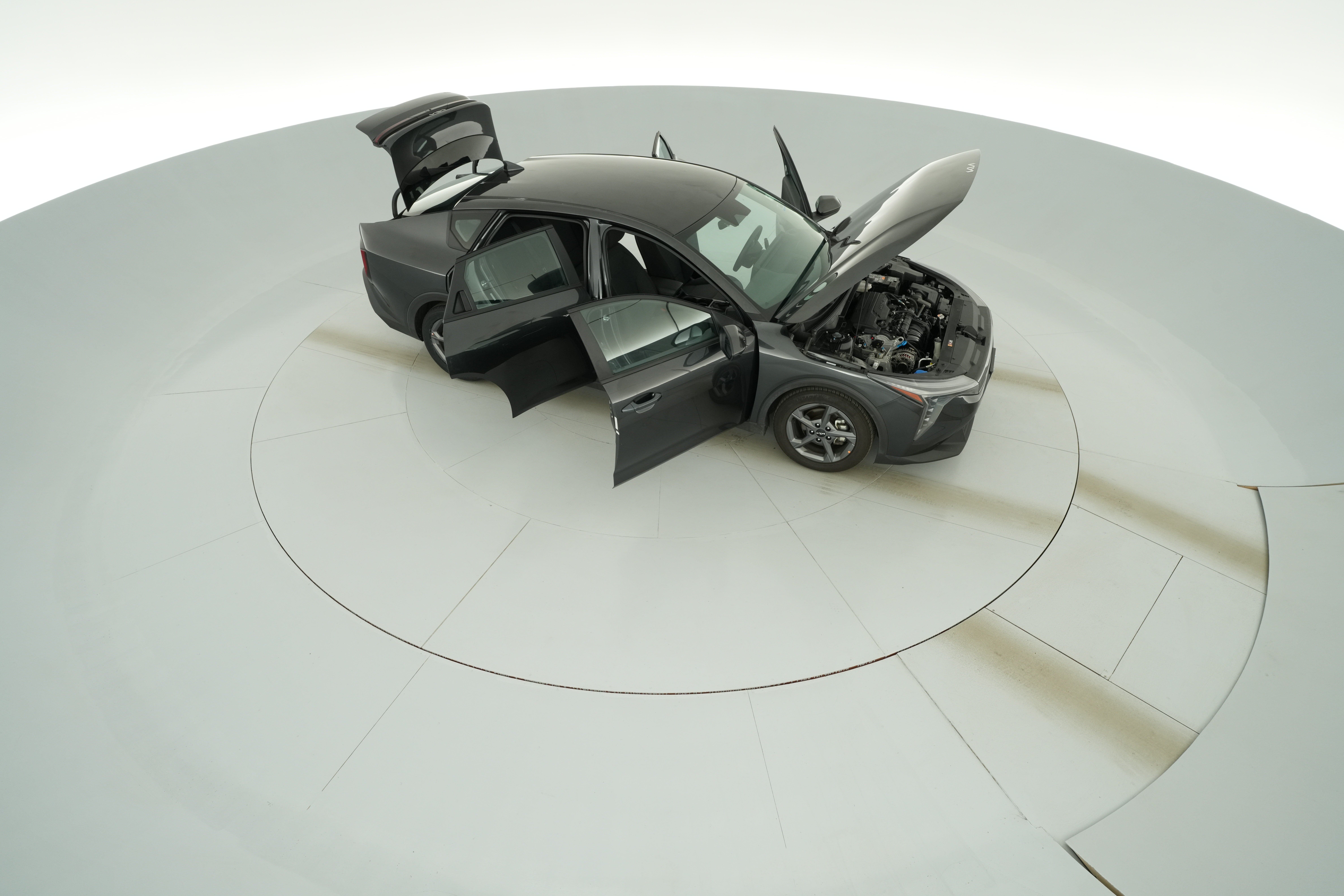 2025 Kia K4 LXS - Photo 54