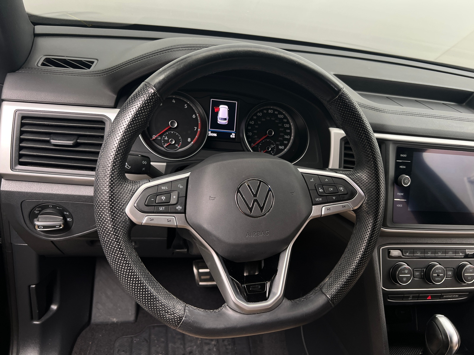Thumbnail: 2021 Volkswagen Atlas - 4