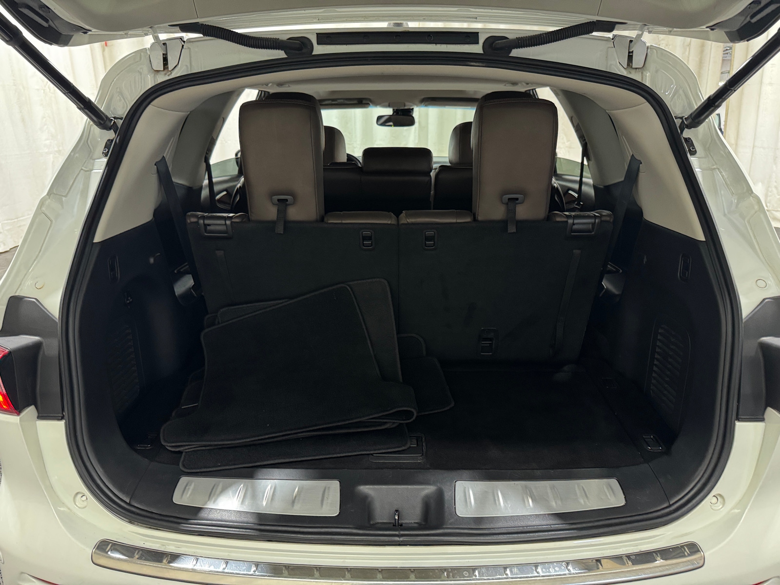 Thumbnail: 2014 INFINITI QX60 - 6