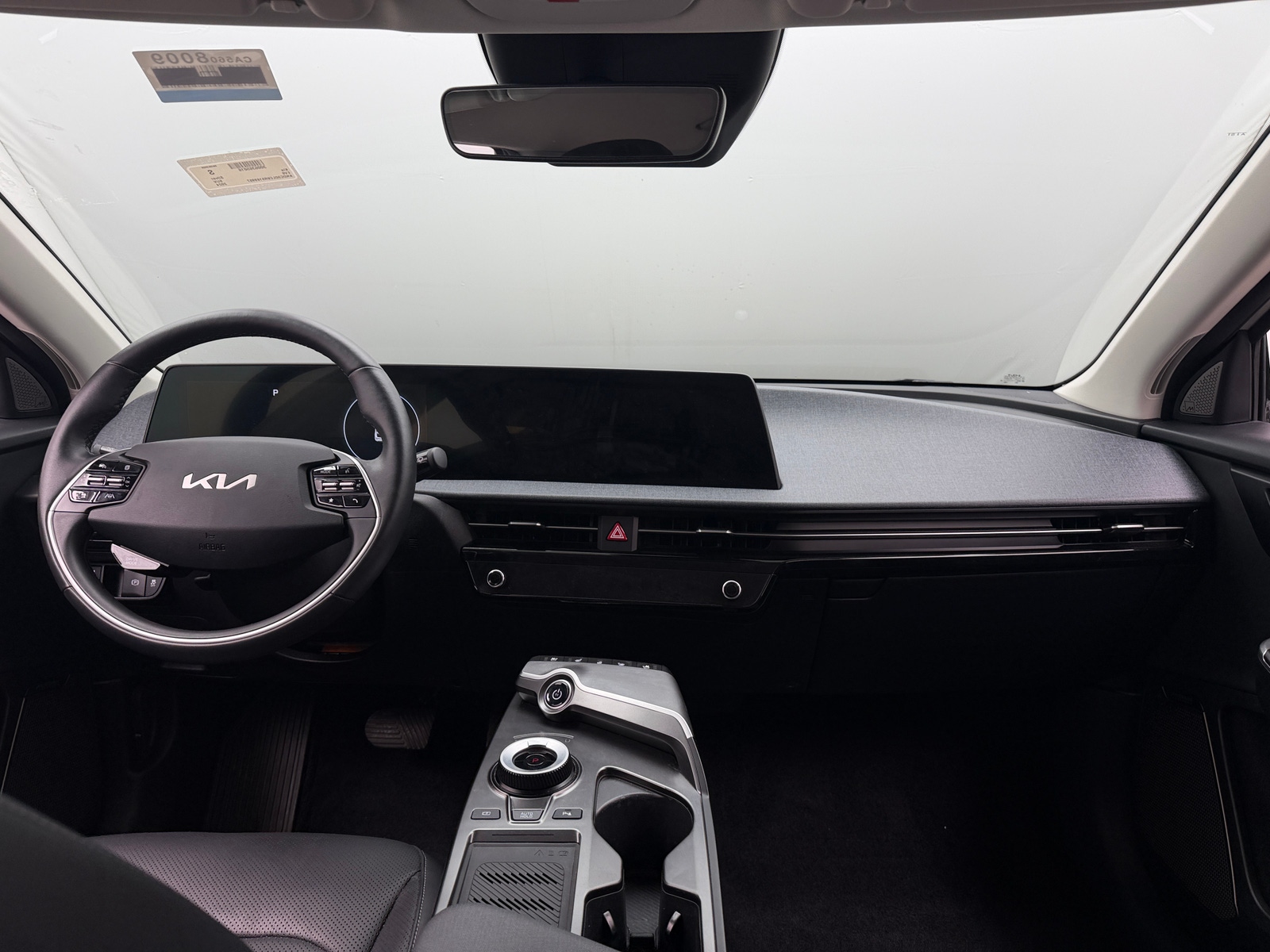 Thumbnail: 2024 Kia EV6 - 2