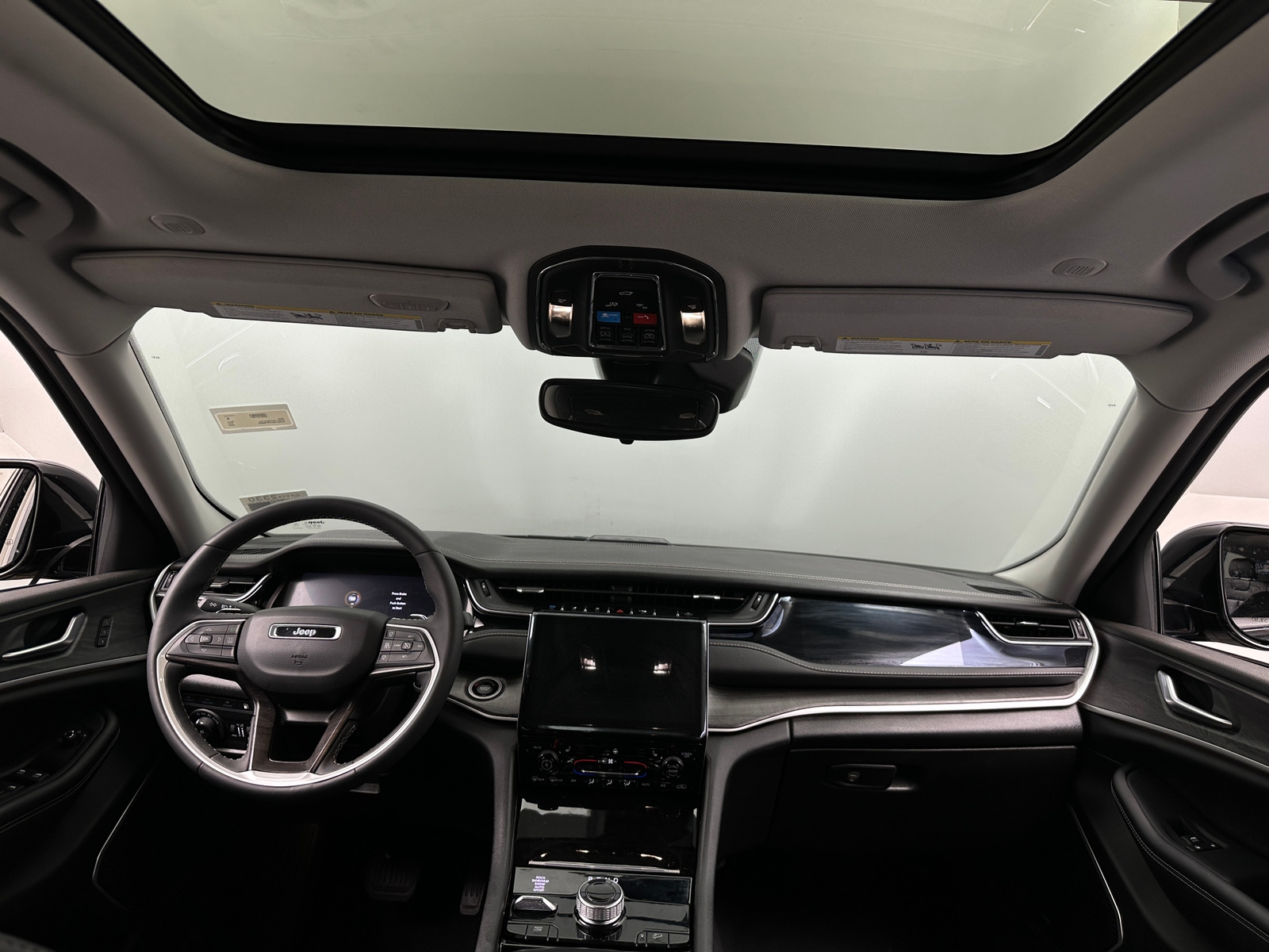 Thumbnail: 2023 Jeep Grand Cherokee - 2