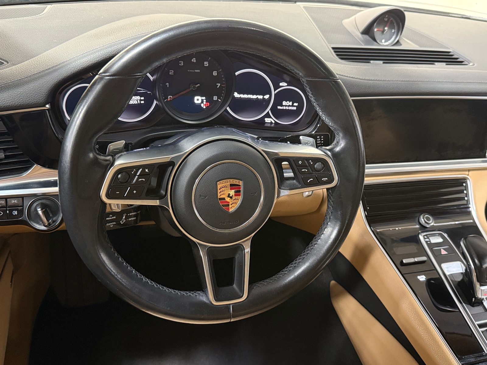 Thumbnail: 2017 Porsche Panamera - 4