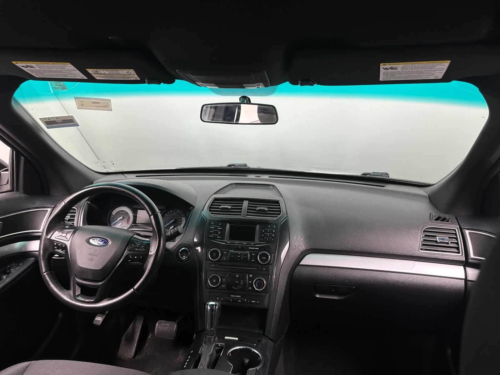 Thumbnail: 2016 Ford Explorer - 3