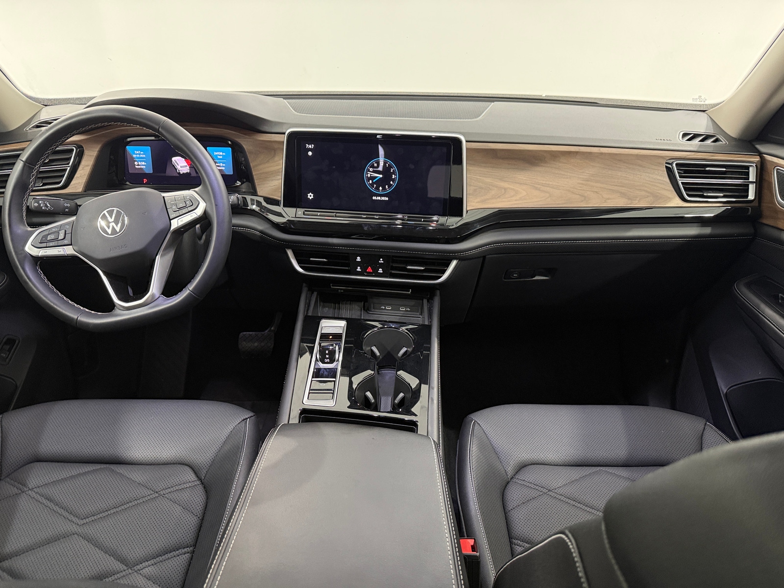 Thumbnail: 2026 Volkswagen Atlas - 2