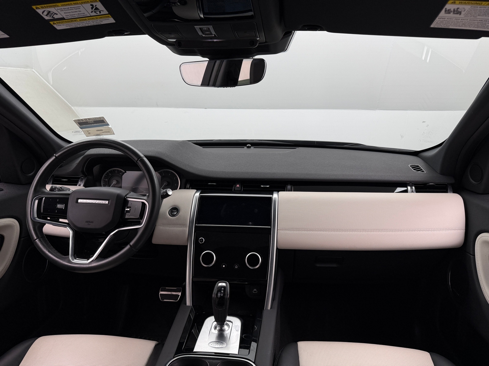 Thumbnail: 2023 Land Rover Discovery Sport - 2