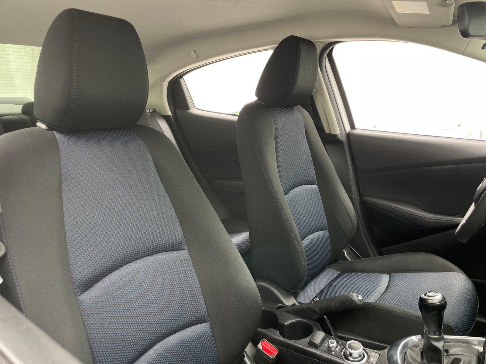 Thumbnail: 2017 Toyota Yaris iA - 2
