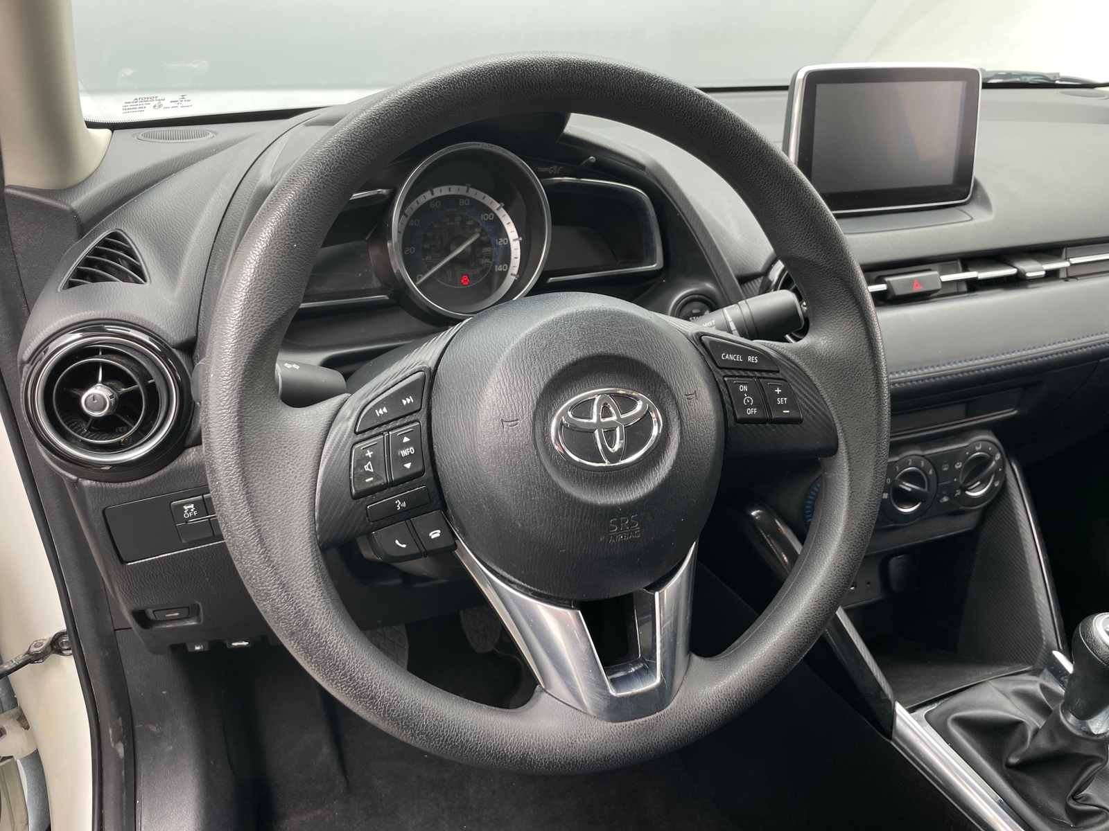 Thumbnail: 2017 Toyota Yaris iA - 5