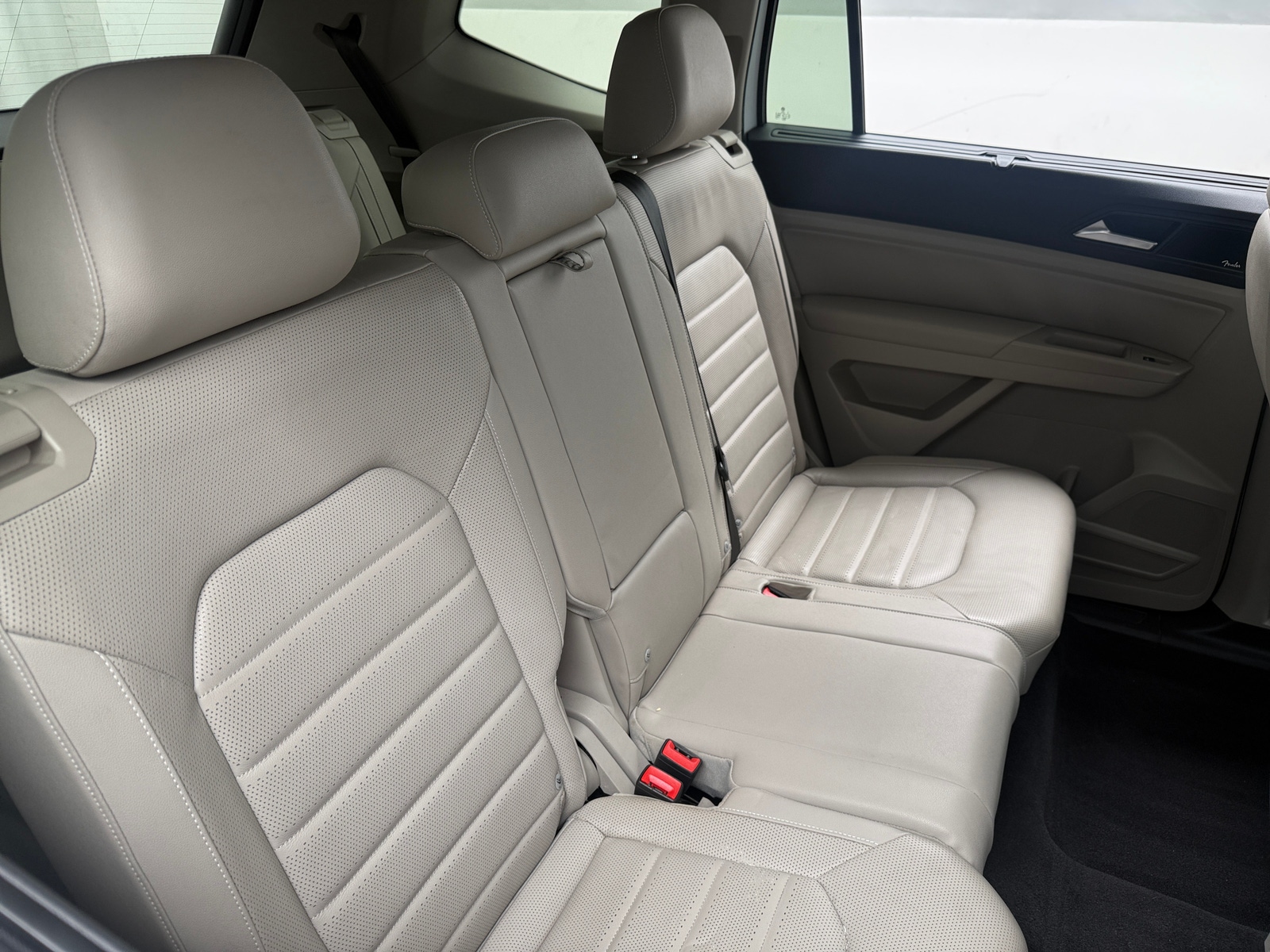 Thumbnail: 2021 Volkswagen Atlas - 5