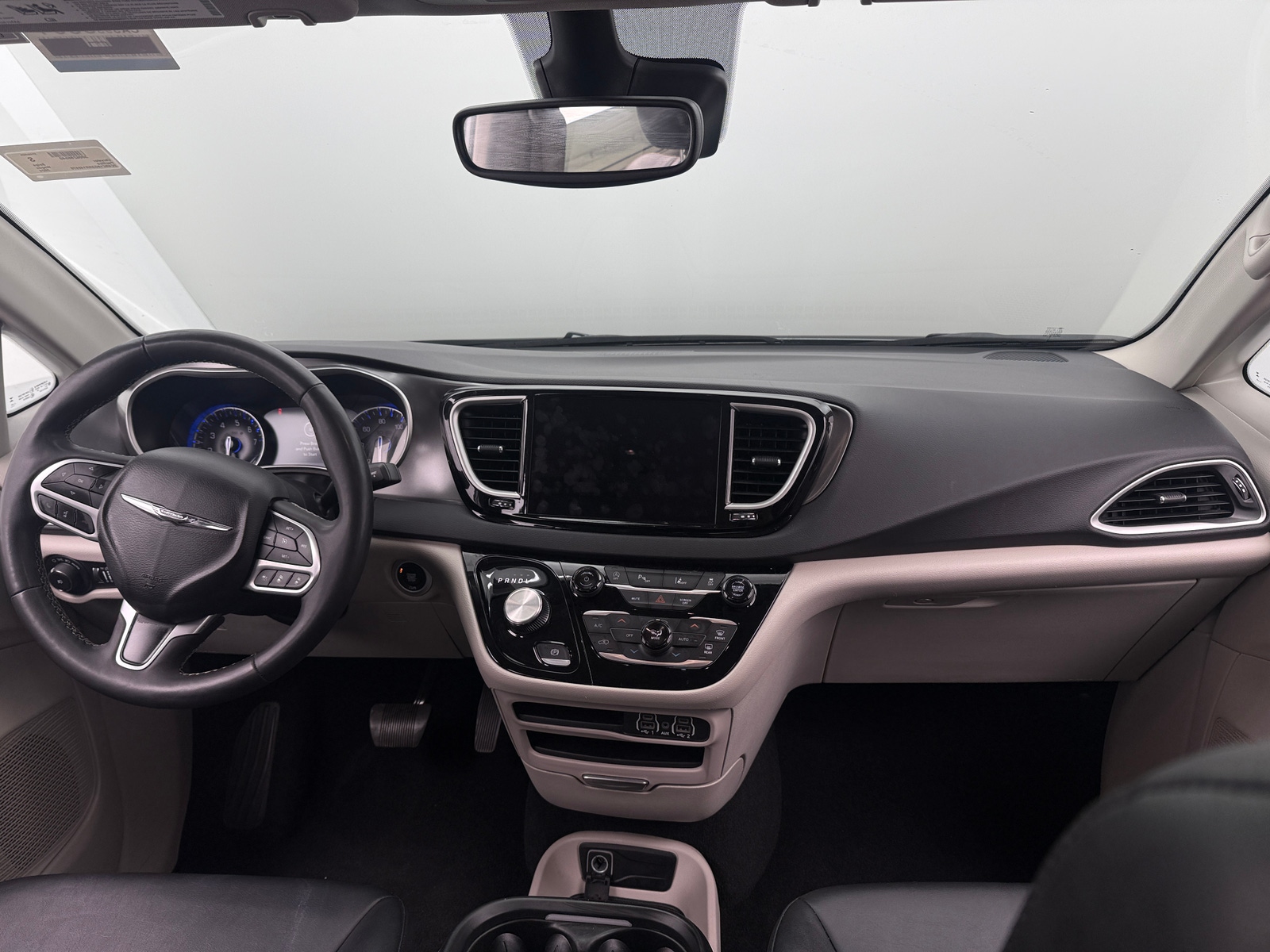 Thumbnail: 2024 Chrysler Pacifica - 2