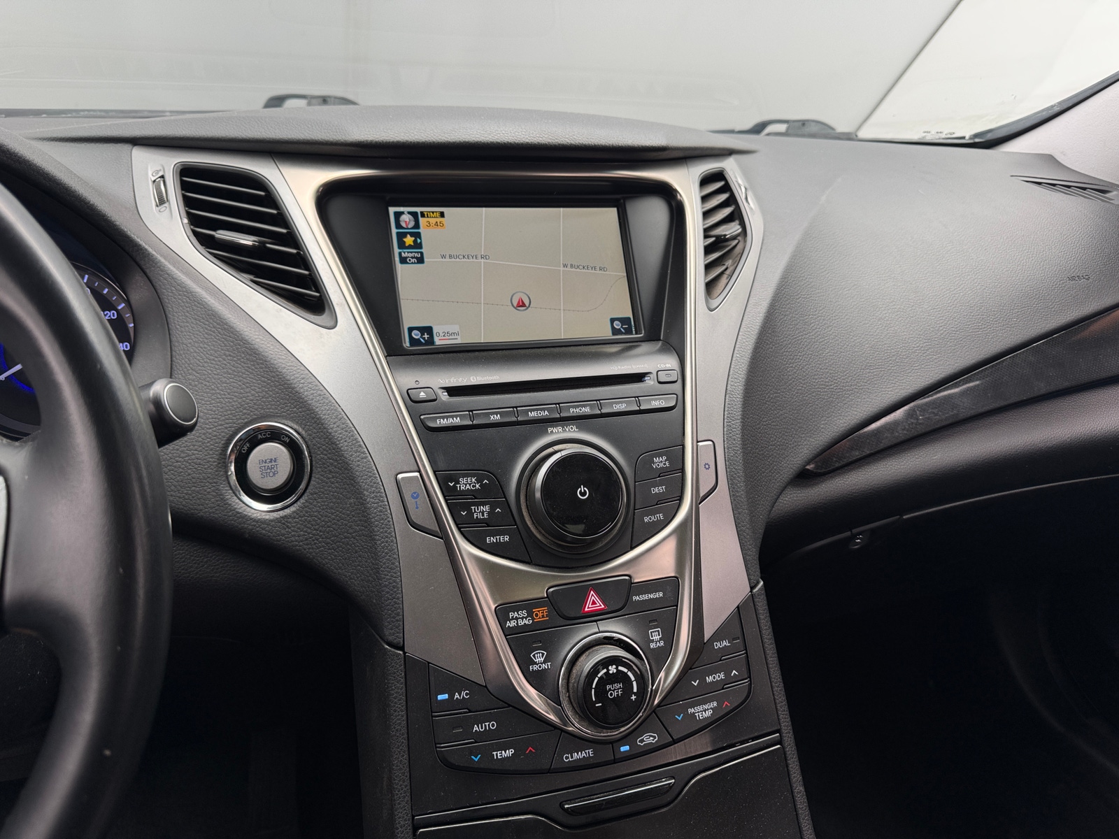 Thumbnail: 2013 Hyundai Azera - 3