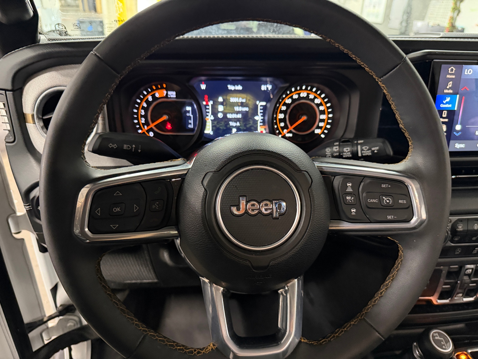 Thumbnail: 2024 Jeep Wrangler - 5