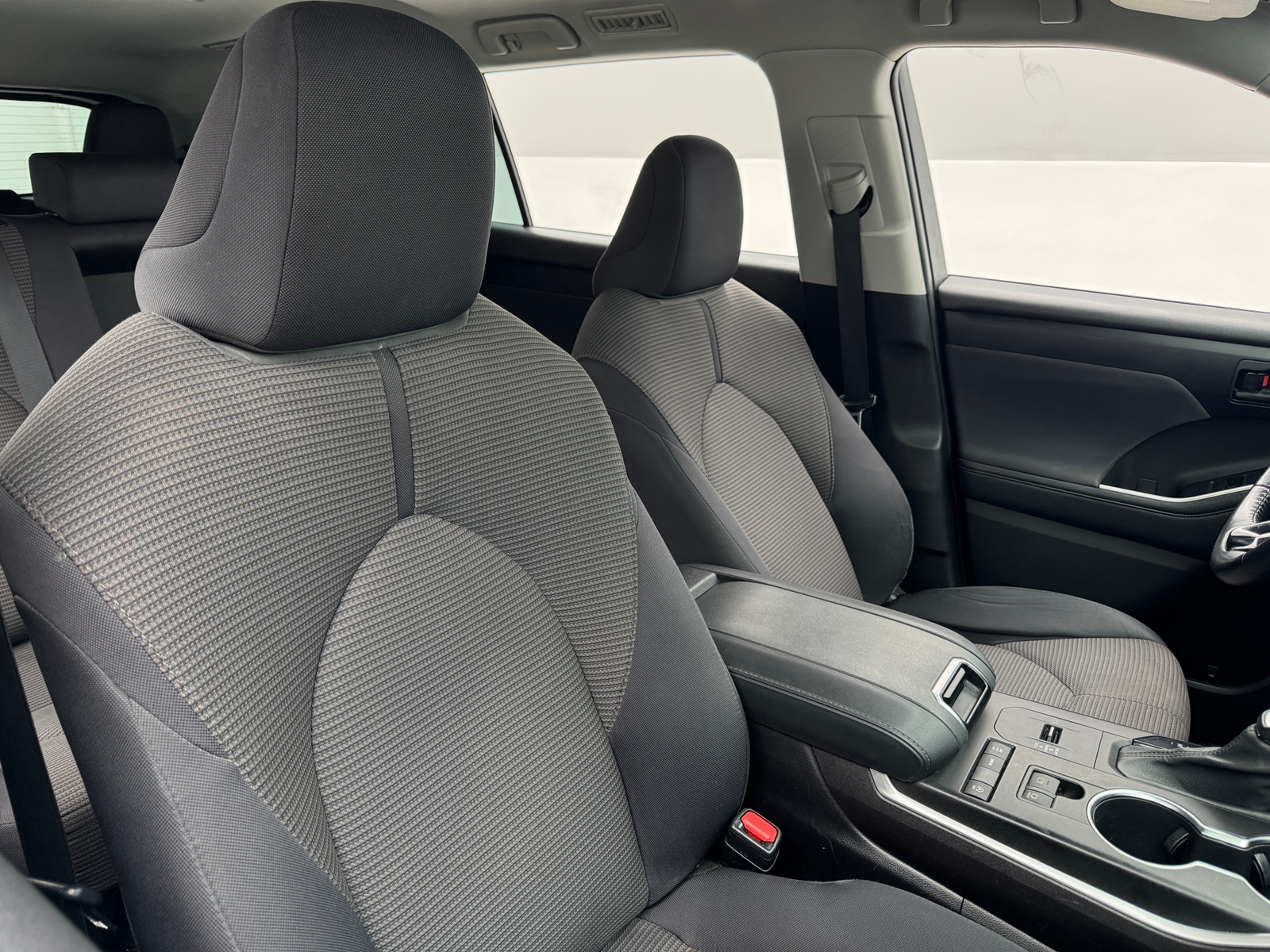 Thumbnail: 2021 Toyota Highlander - 2