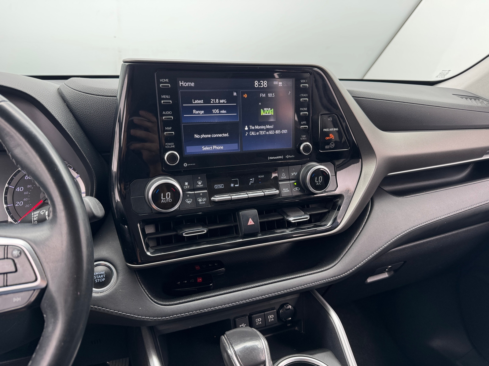 Thumbnail: 2021 Toyota Highlander - 4