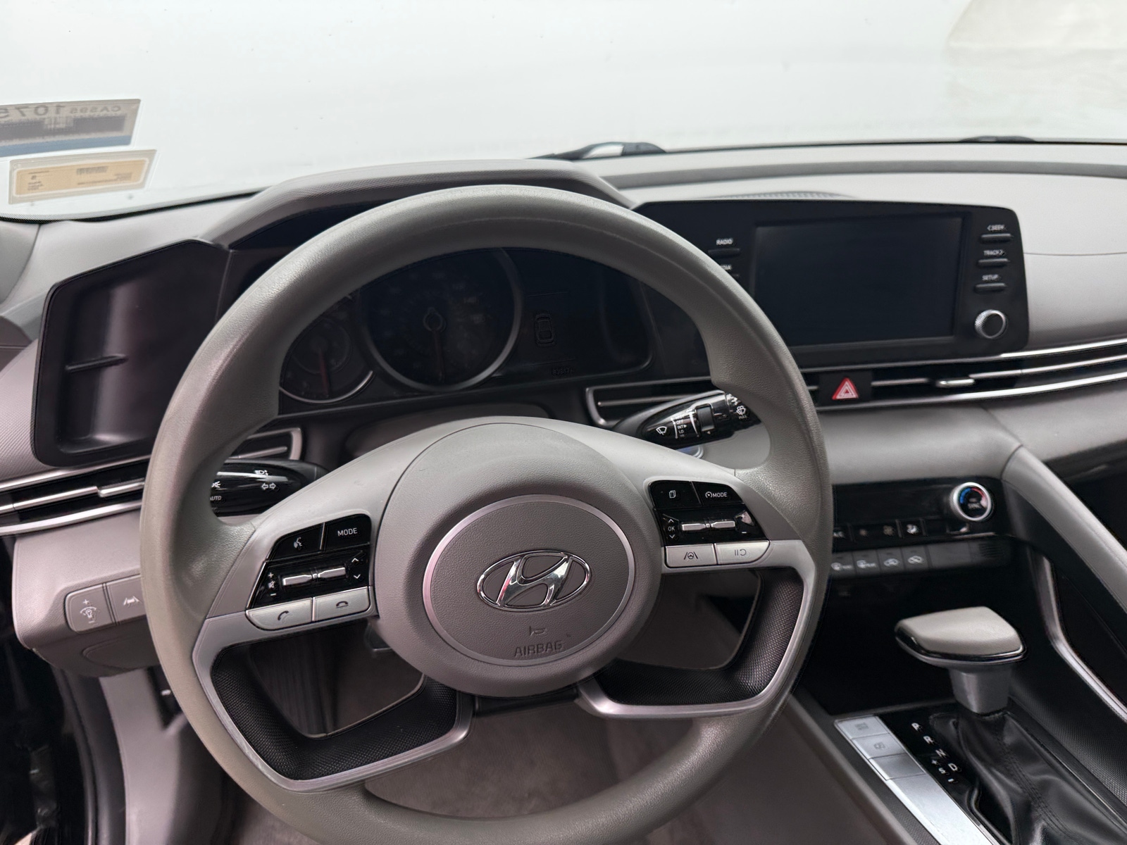 Thumbnail: 2022 Hyundai Elantra - 5