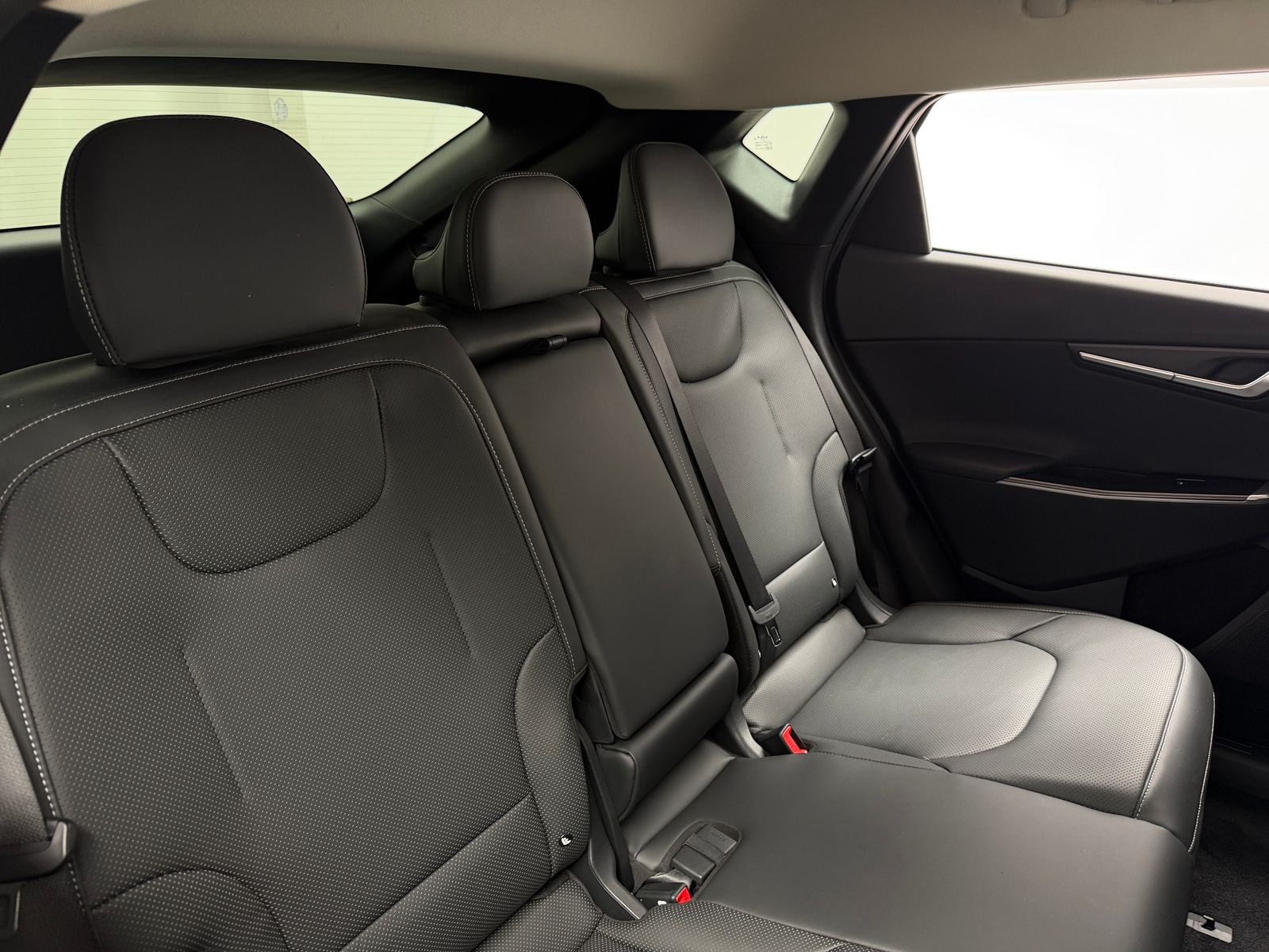Thumbnail: 2023 Kia EV6 - 5